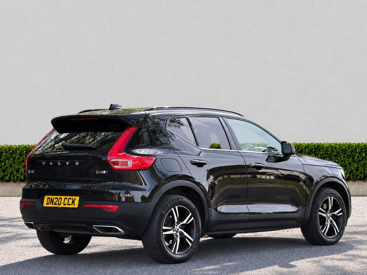Volvo XC40 view 7