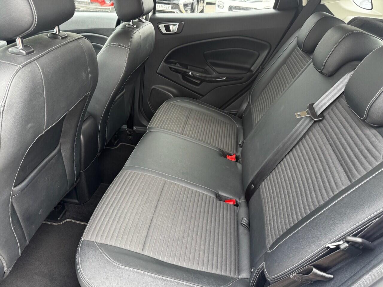 Ford Ecosport view 31