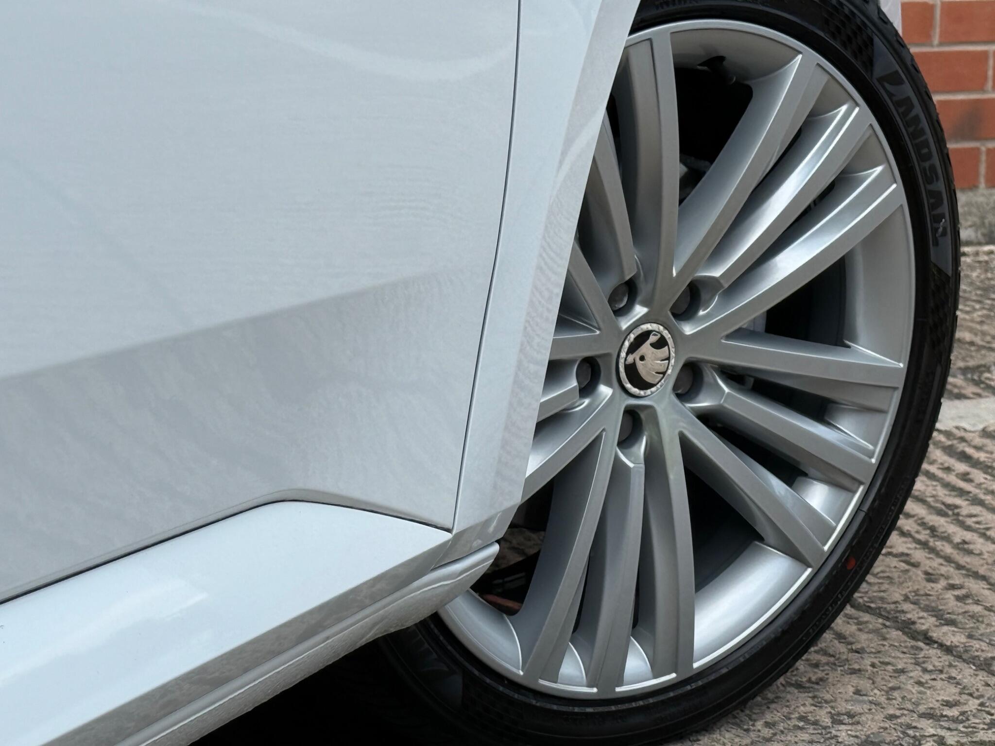 Skoda Superb view 39