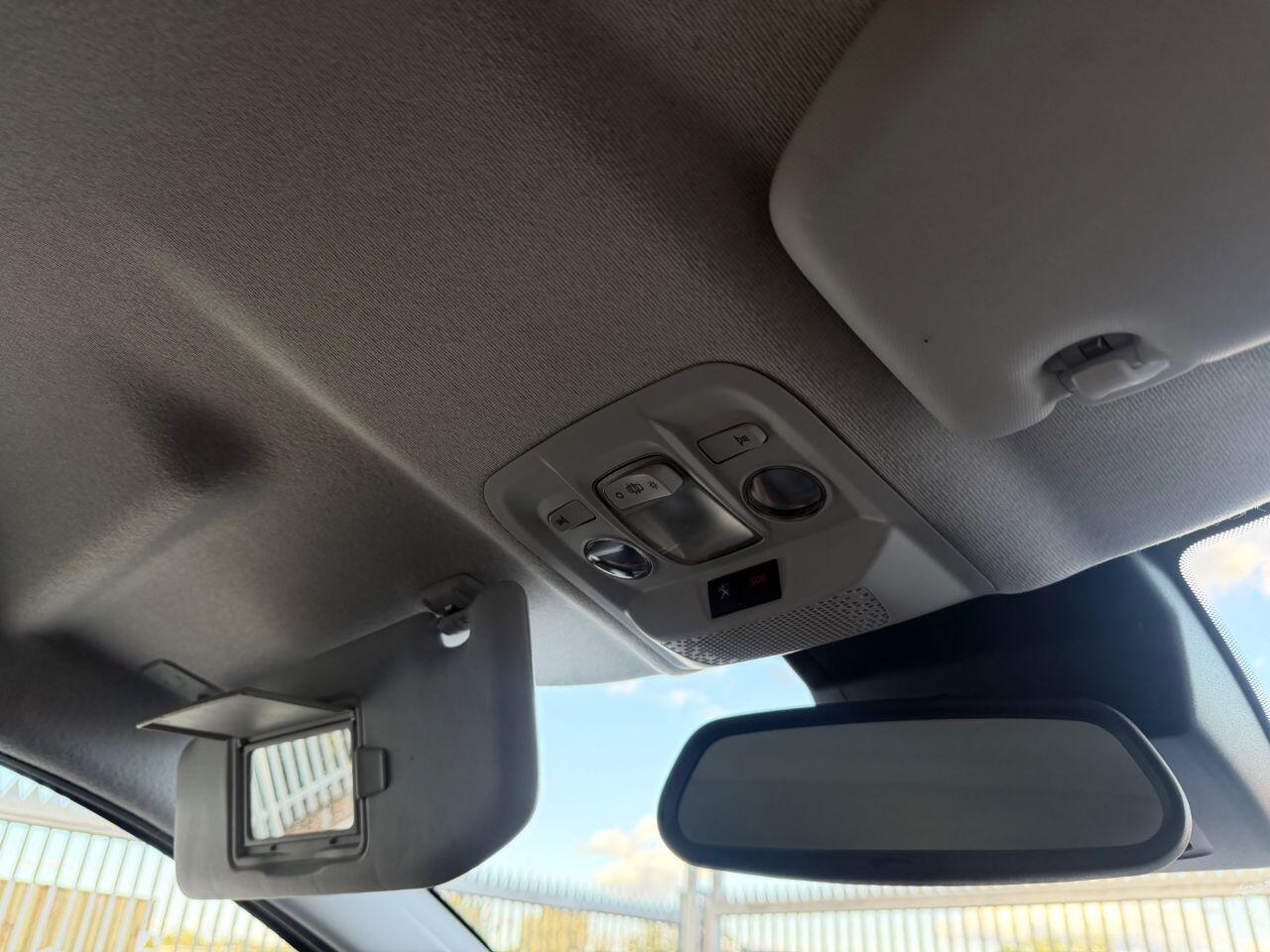 Peugeot 208 view 54