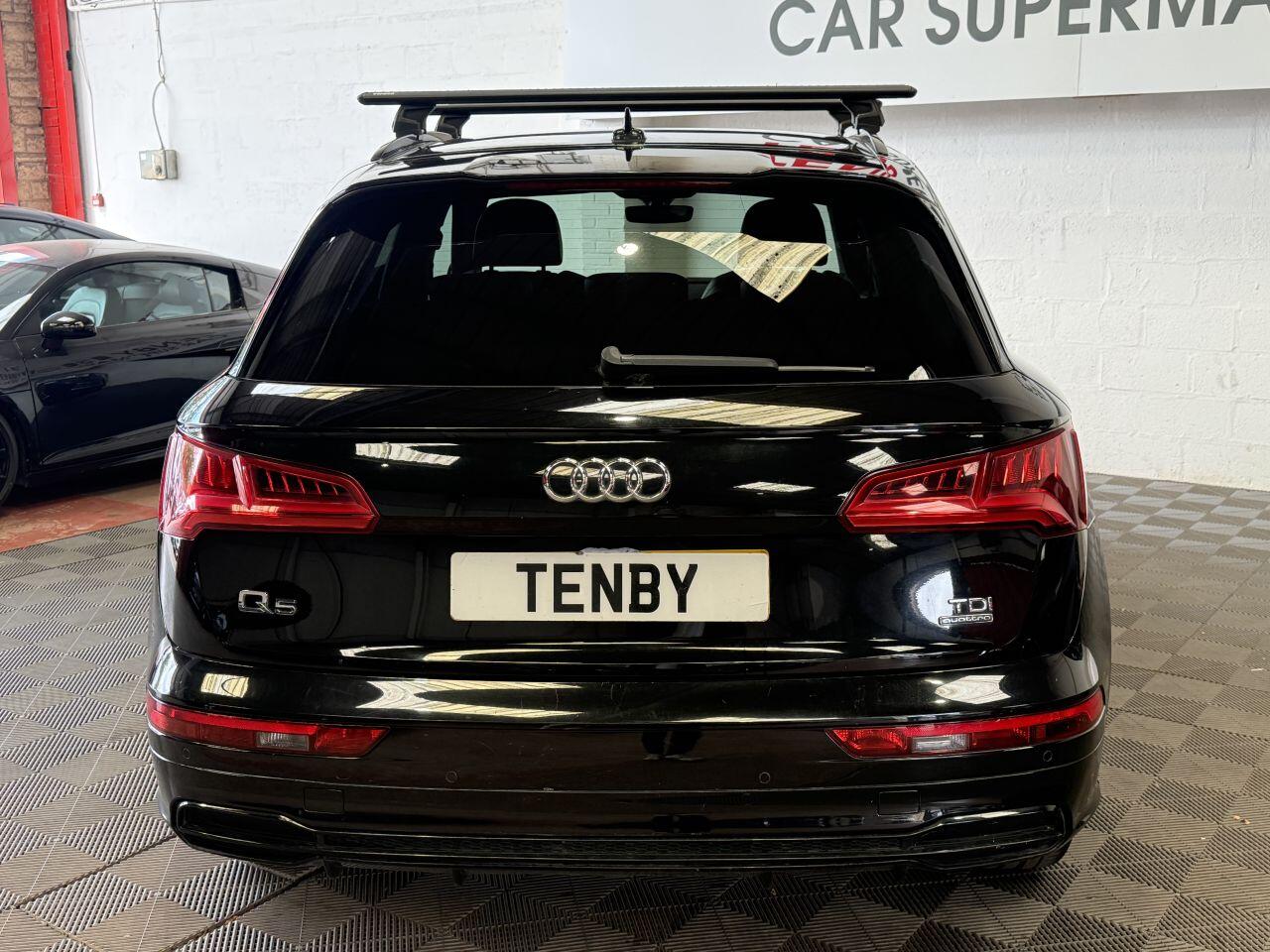 Audi Q5 view 8