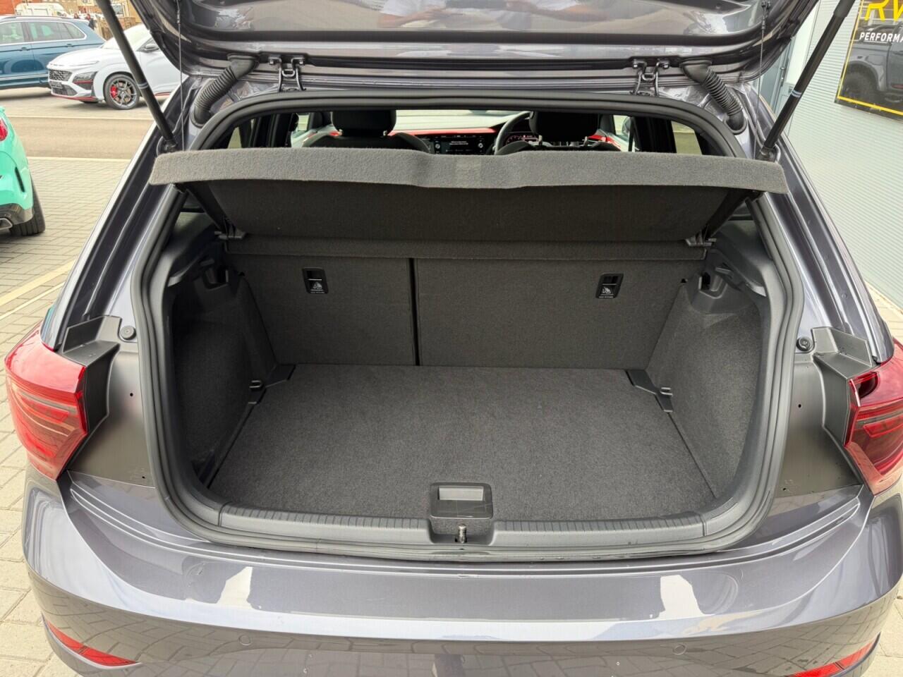 Volkswagen Polo view 25