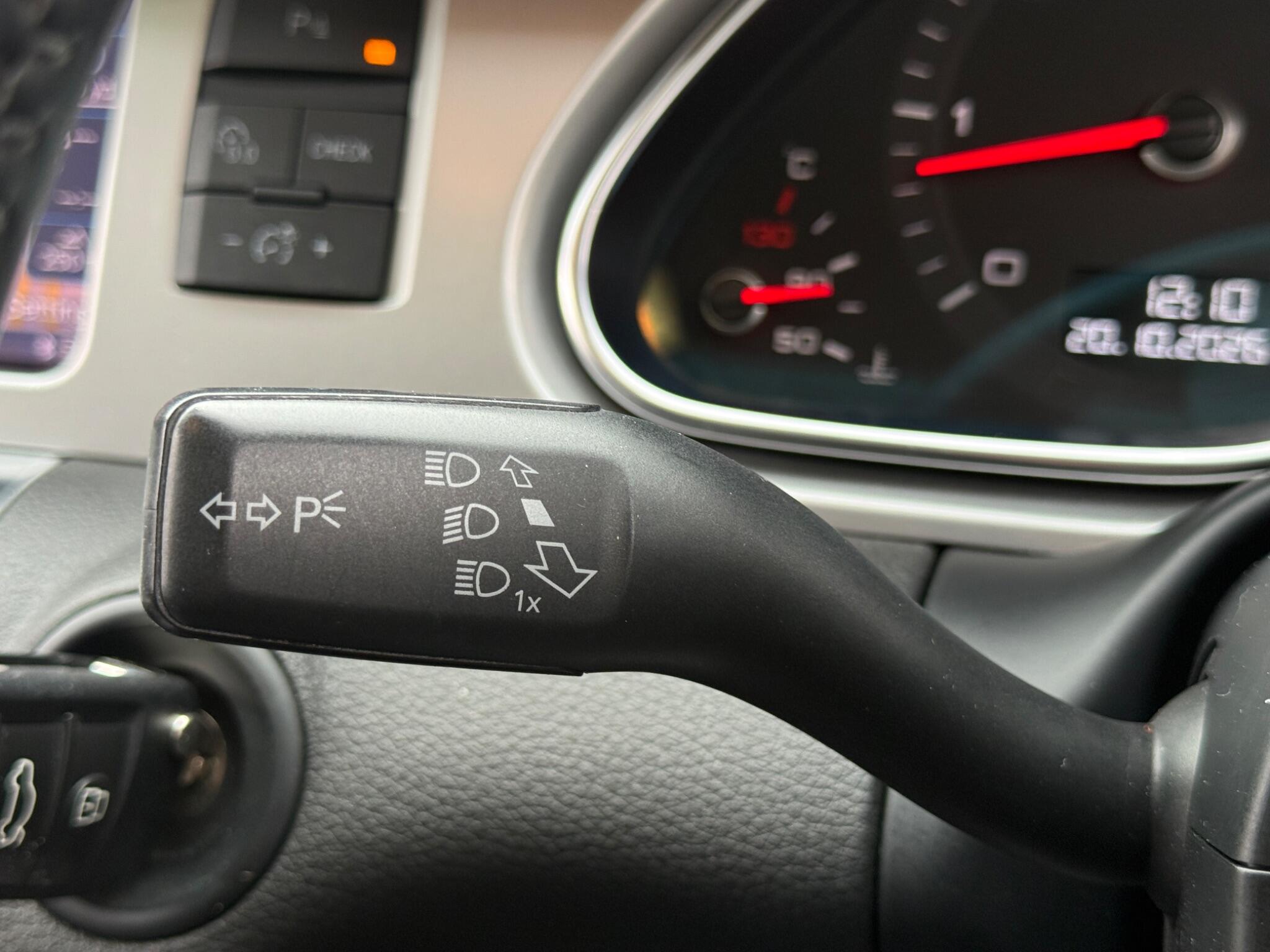 Audi Q7 - Image 80
