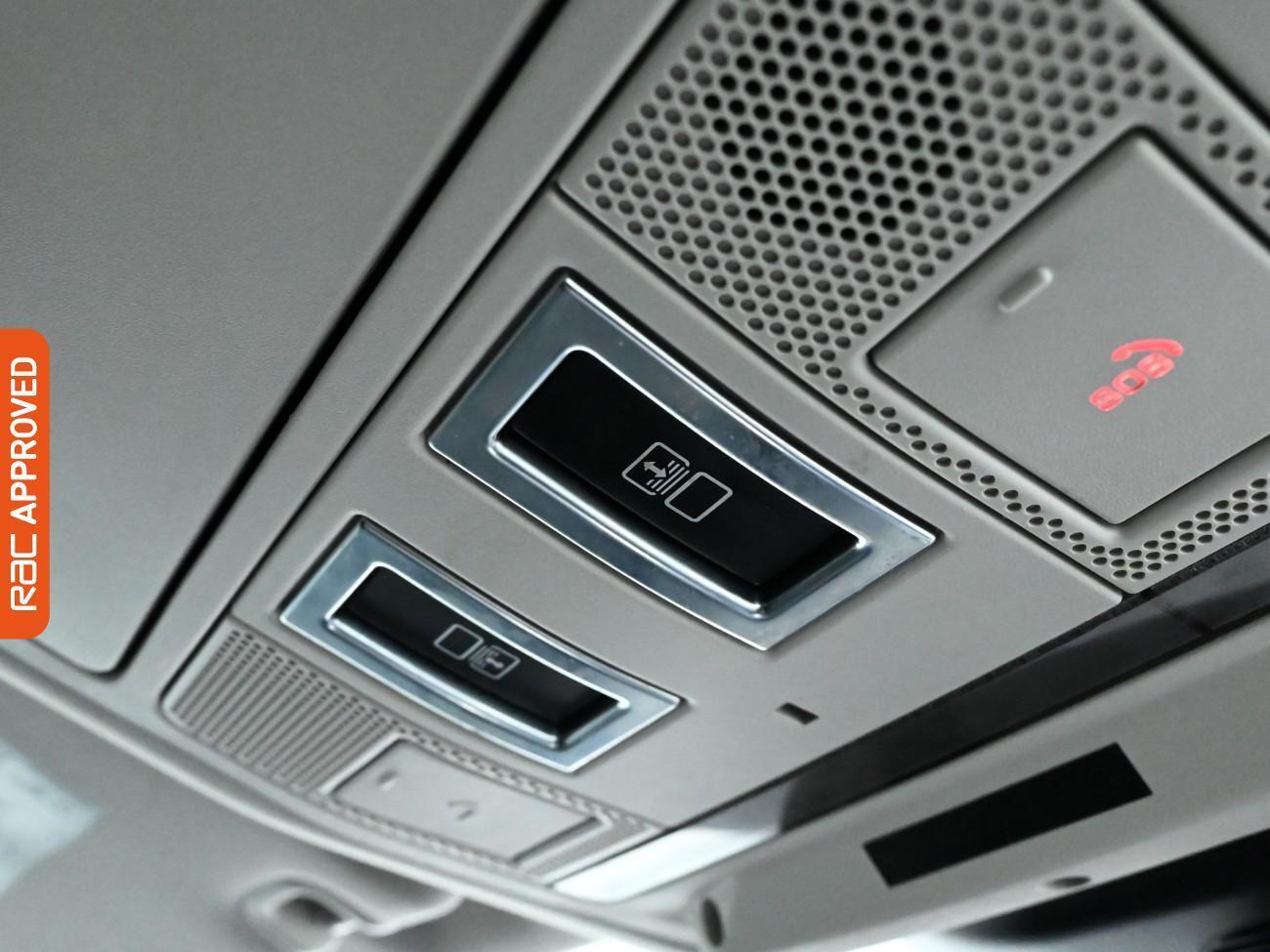 Land Rover Discovery view 27