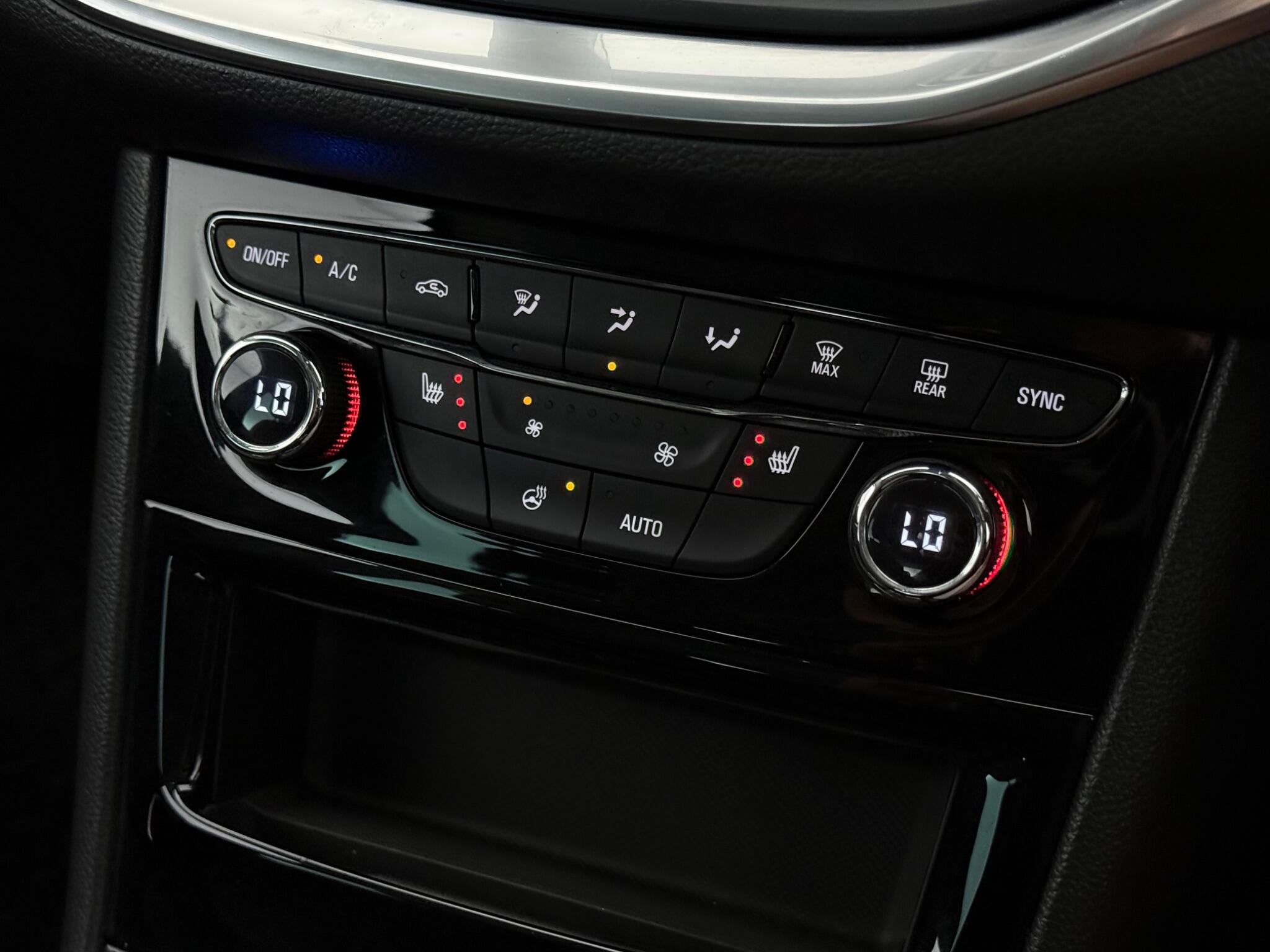 Vauxhall Astra view 25