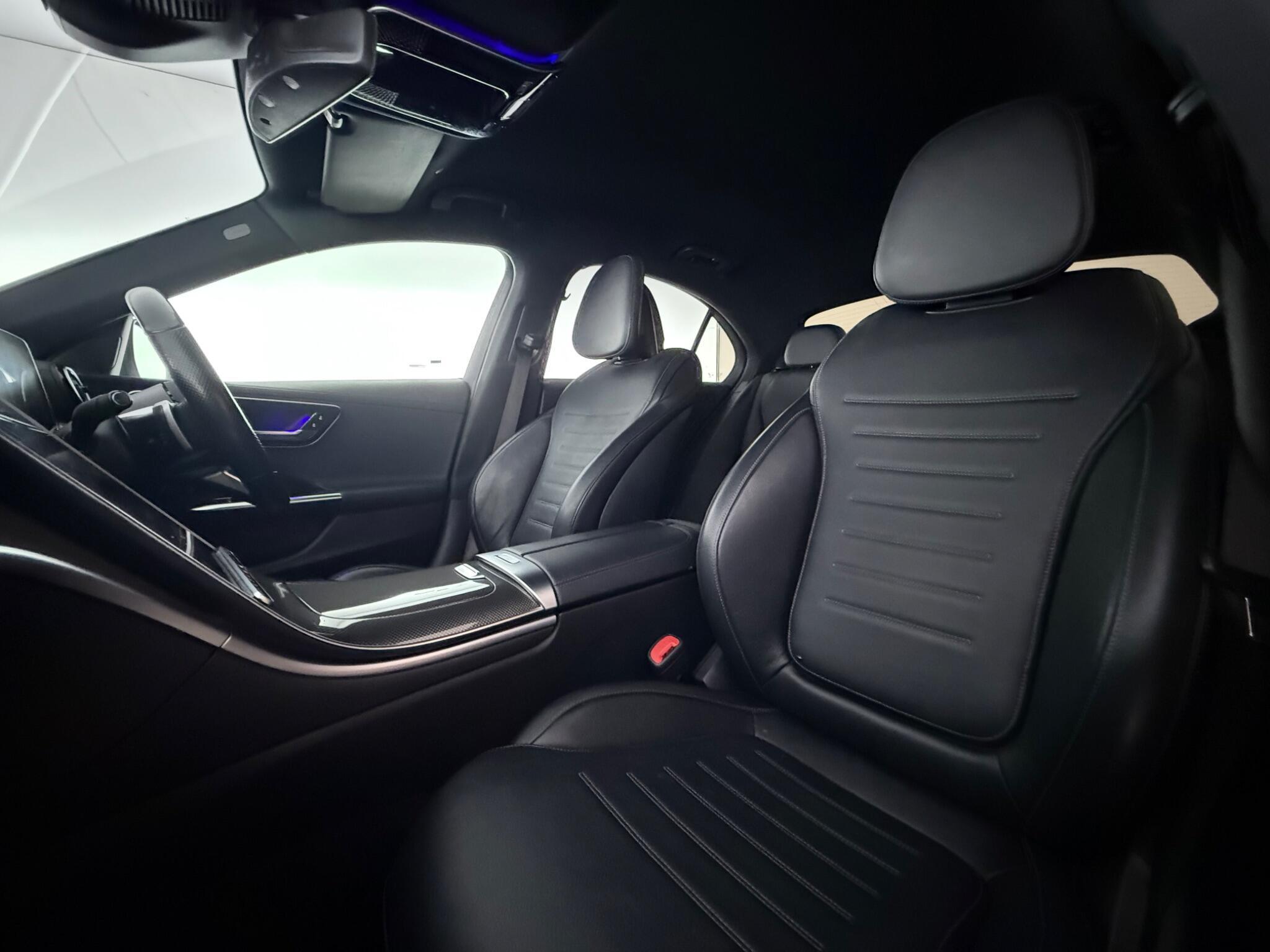 Mercedes-Benz C-Class view 49