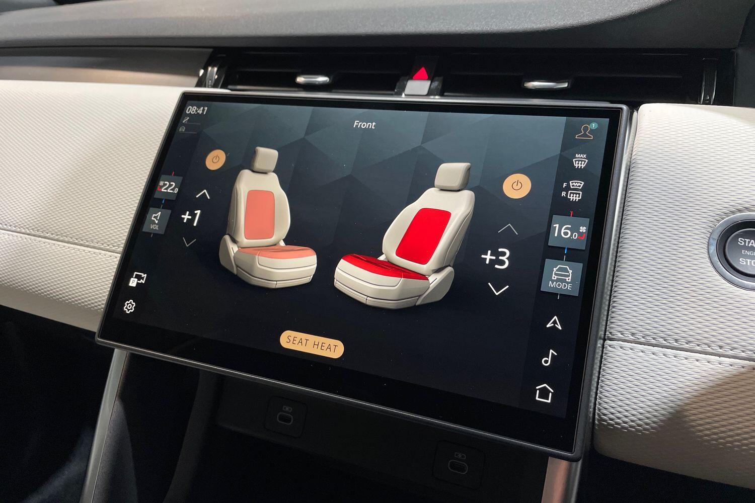 Land Rover Discovery Sport view 17