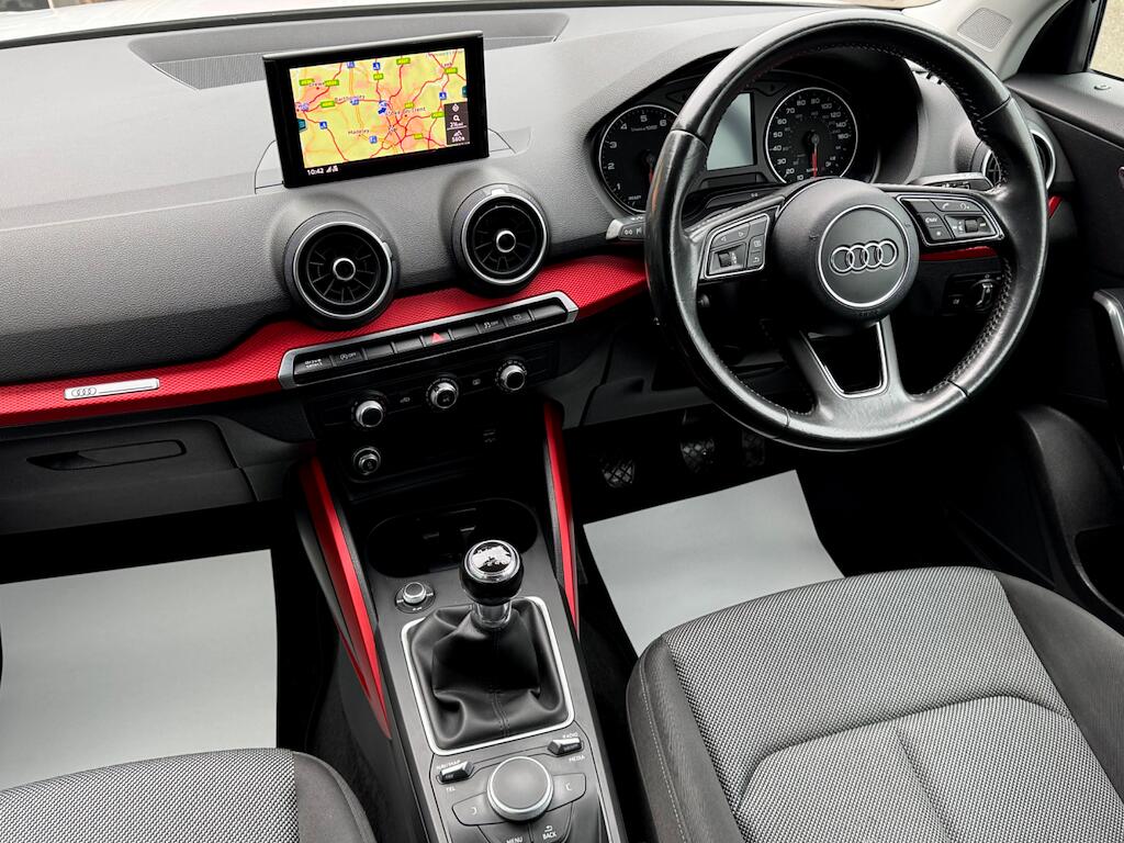 Audi Q2 view 4
