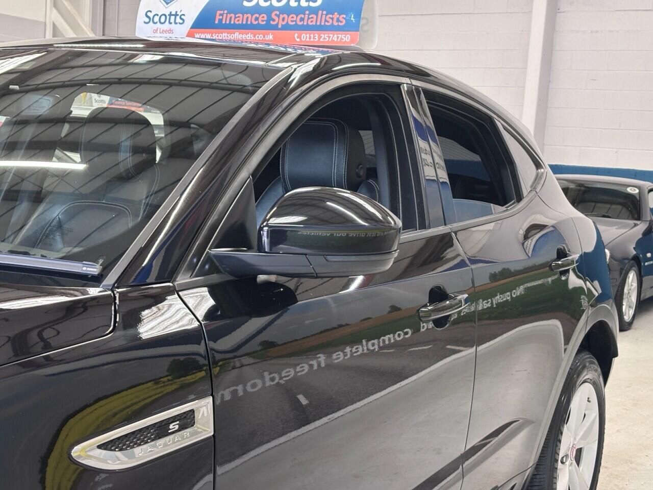 Jaguar E-Pace view 48