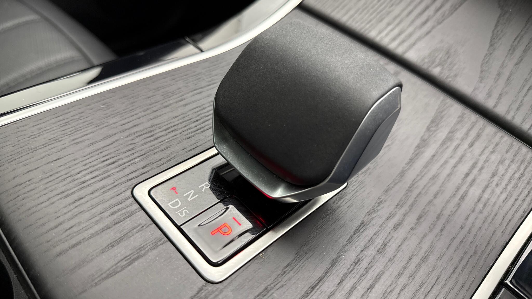 Land Rover Range Rover Evoque view 13