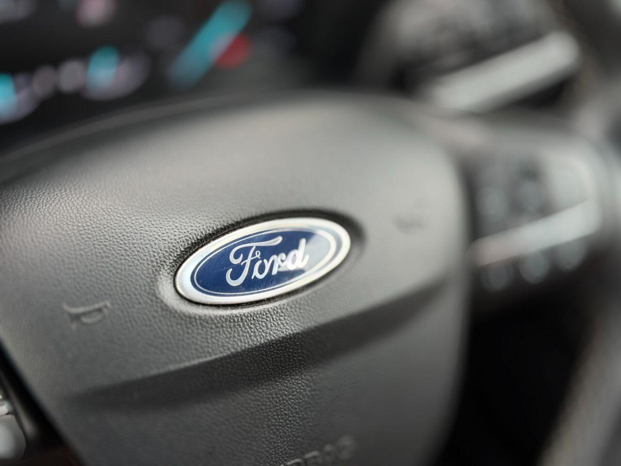 Ford Fiesta view 77