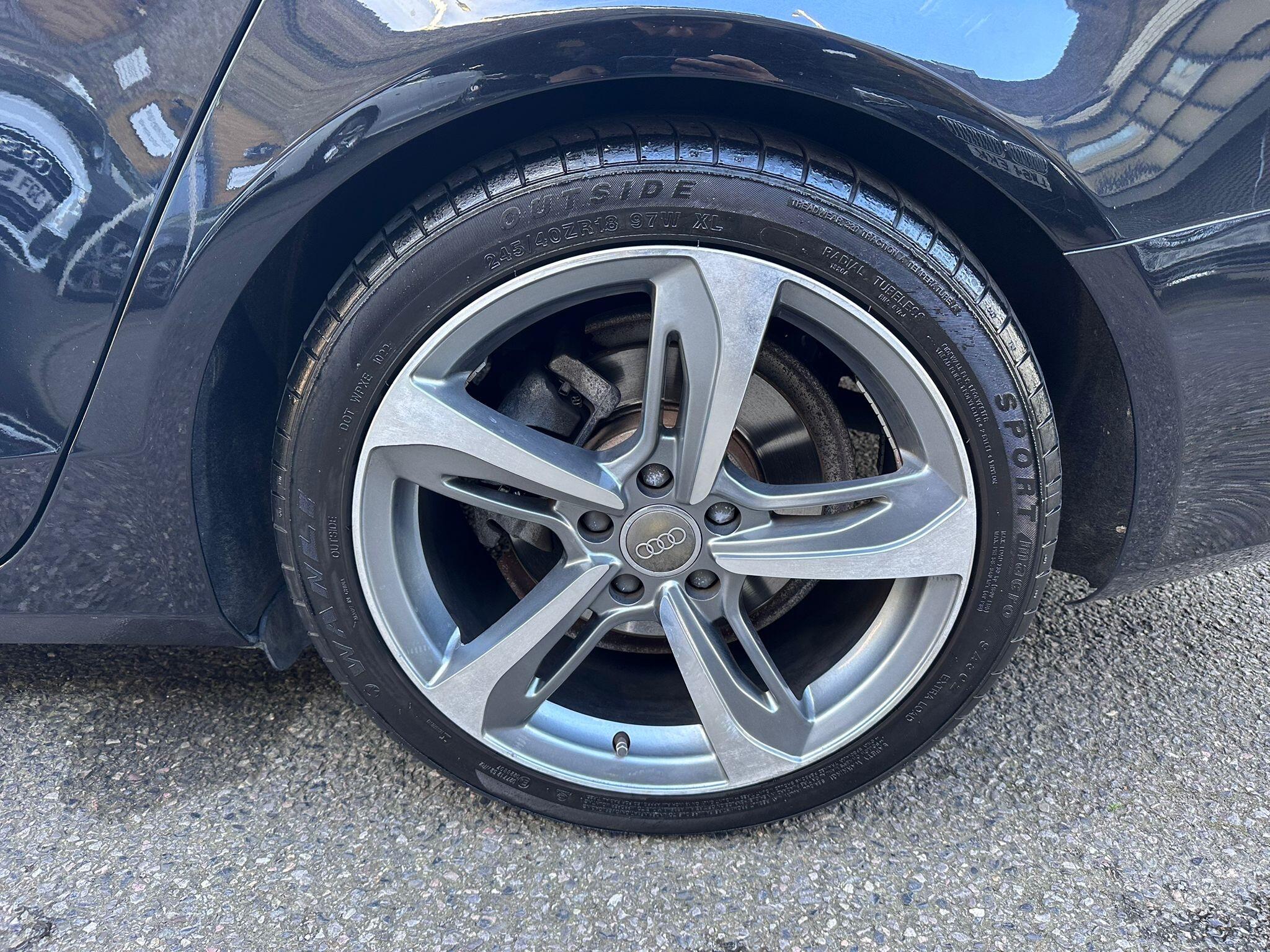 Audi A4 Avant view 36