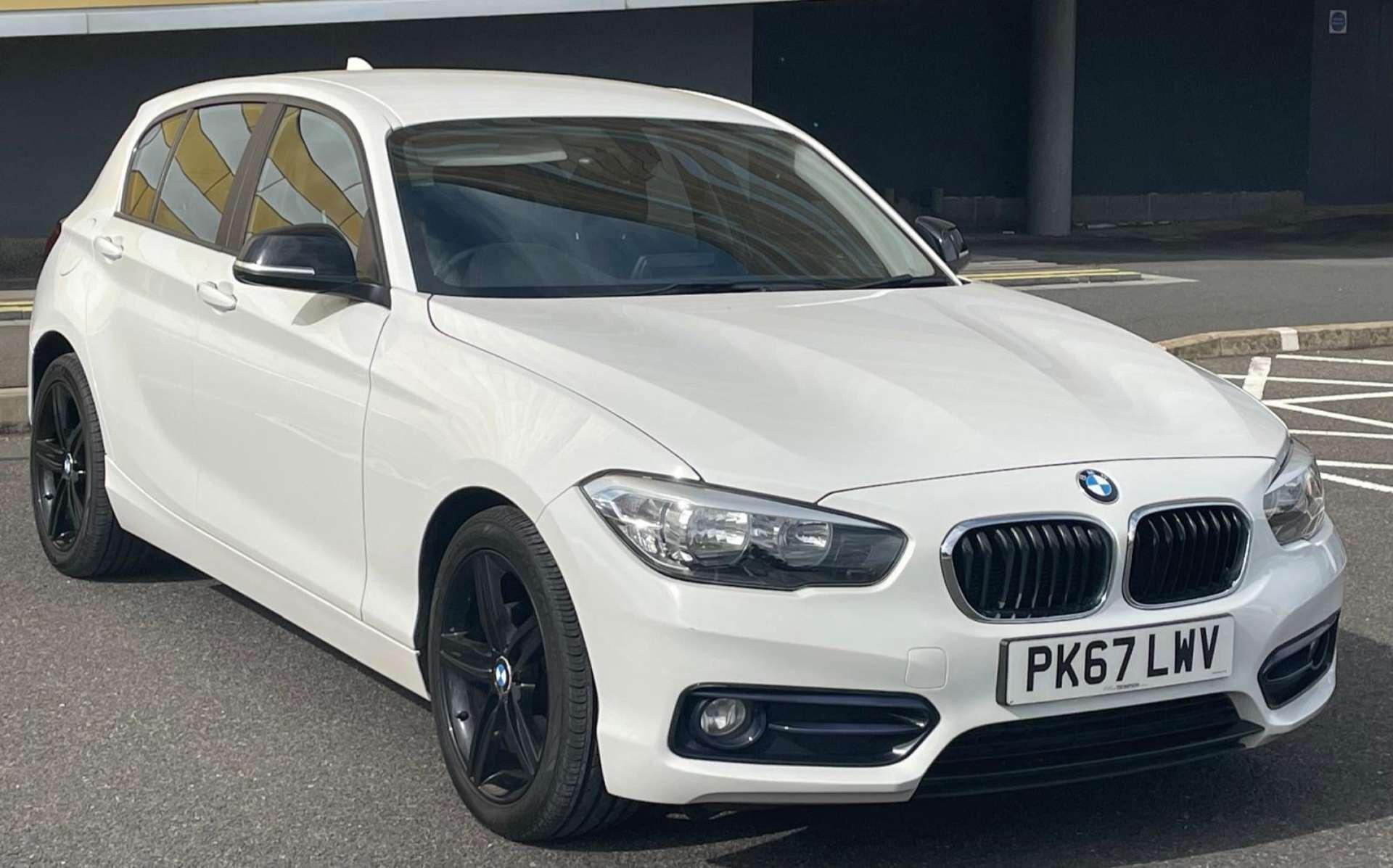 BMW 1 Series view 10