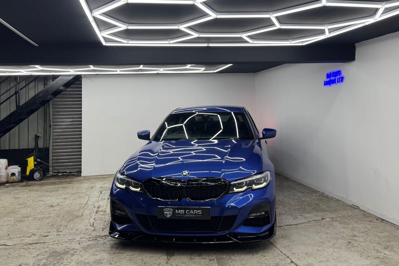 BMW 3 Series view 10