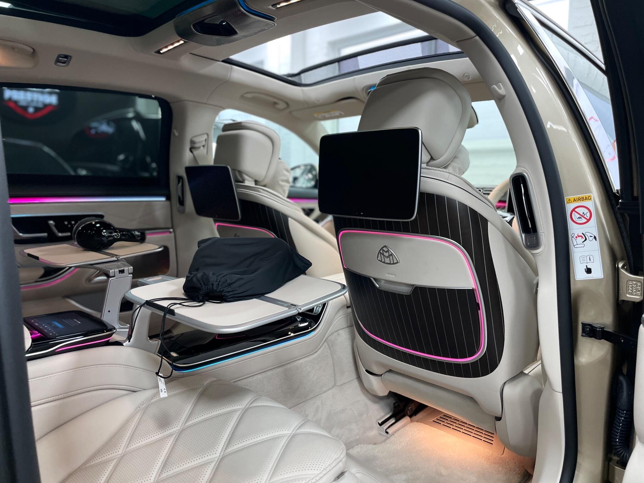 Mercedes-Benz S-Class view 21