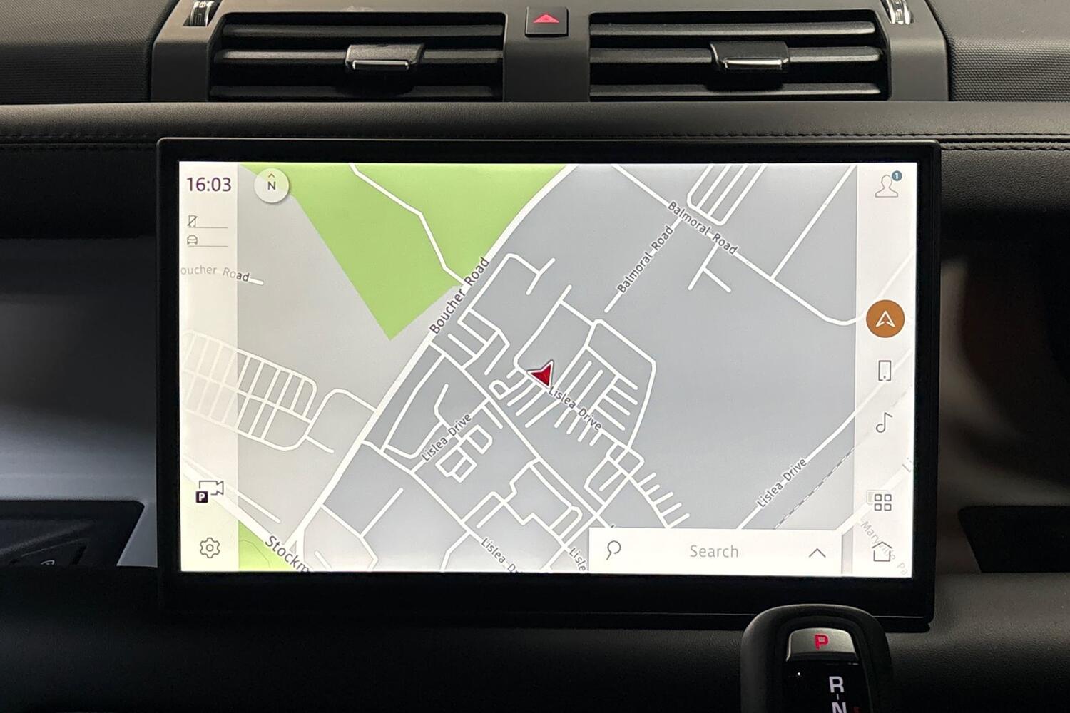 Land Rover Defender view 11