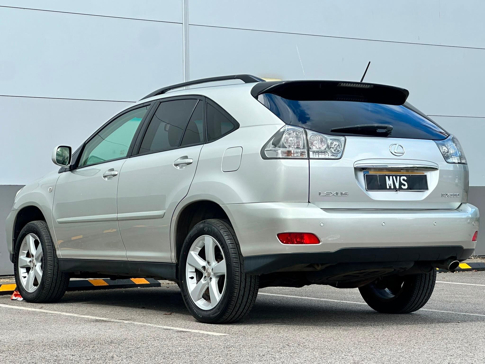 Lexus RX view 6