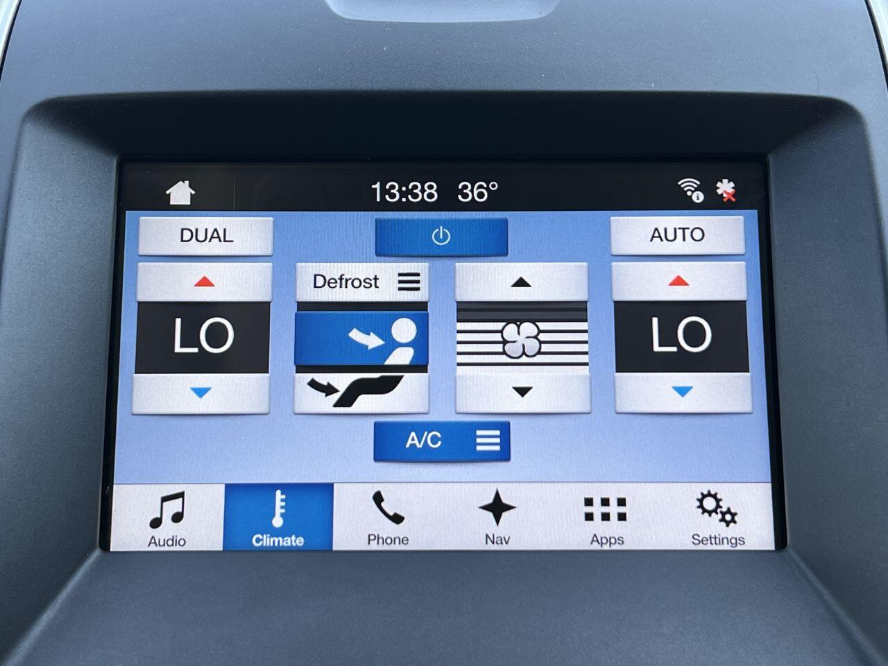 Ford Edge view 53