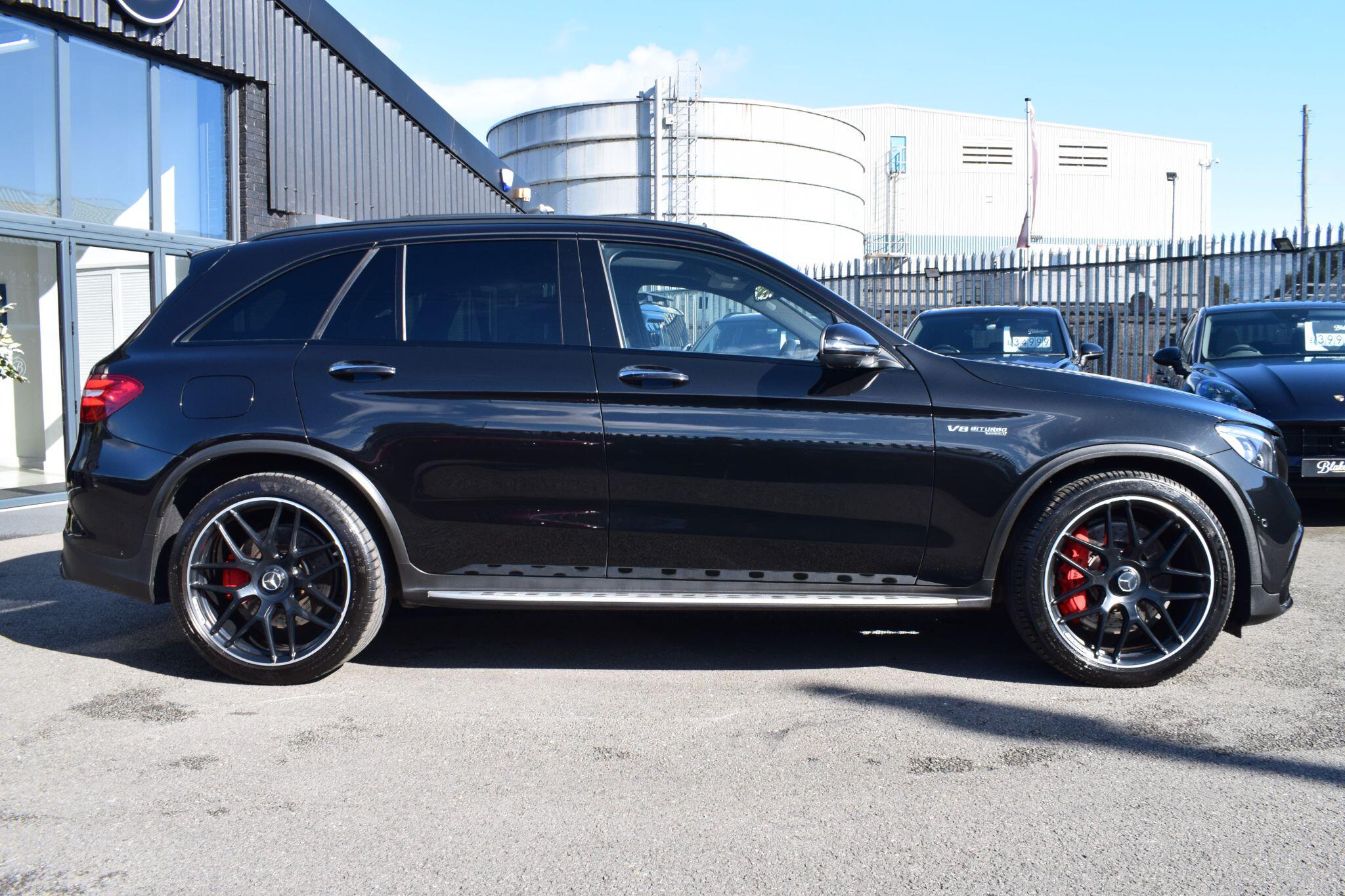 Mercedes-Benz GLC view 4