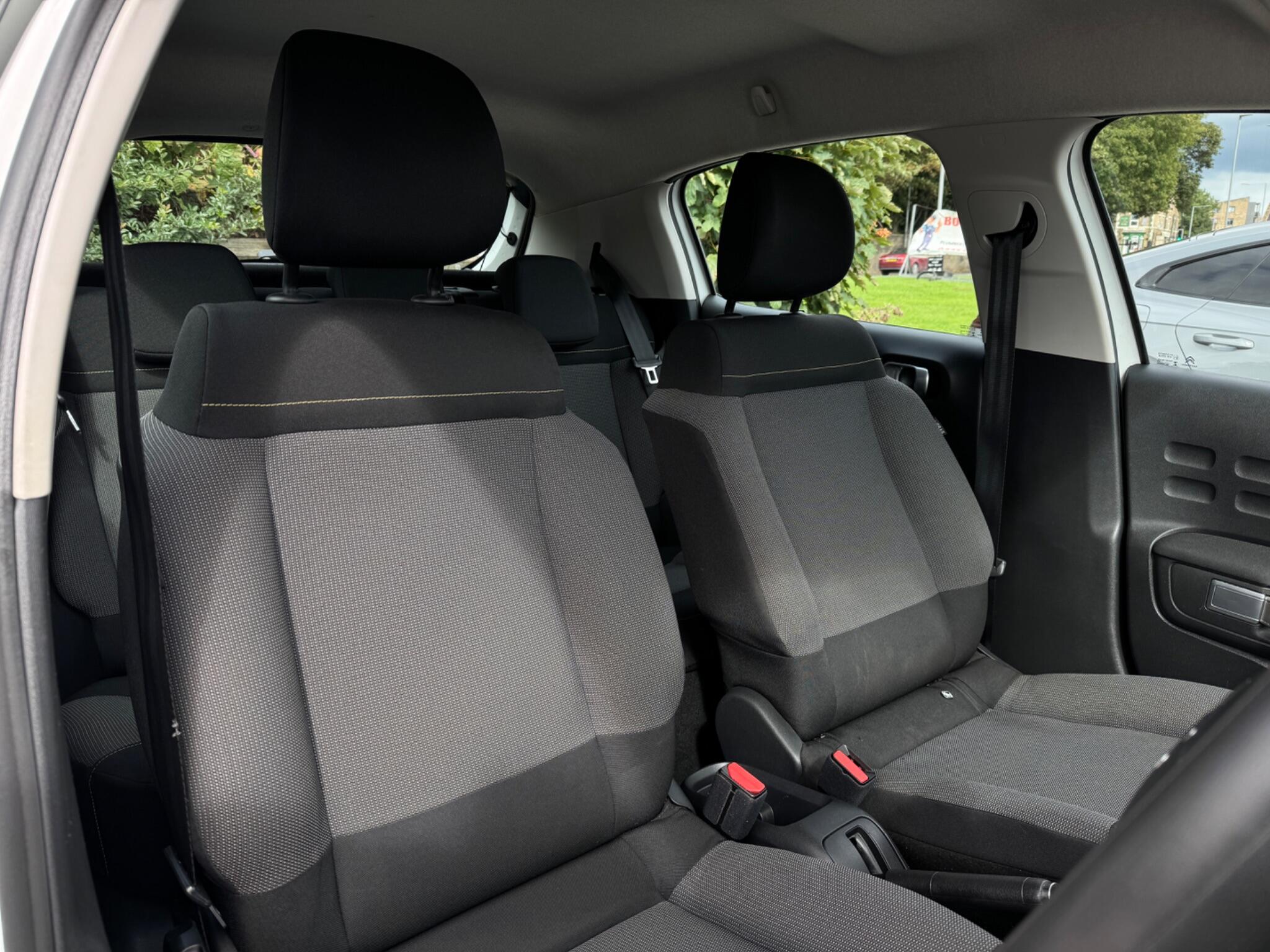 Citroen C3 view 16