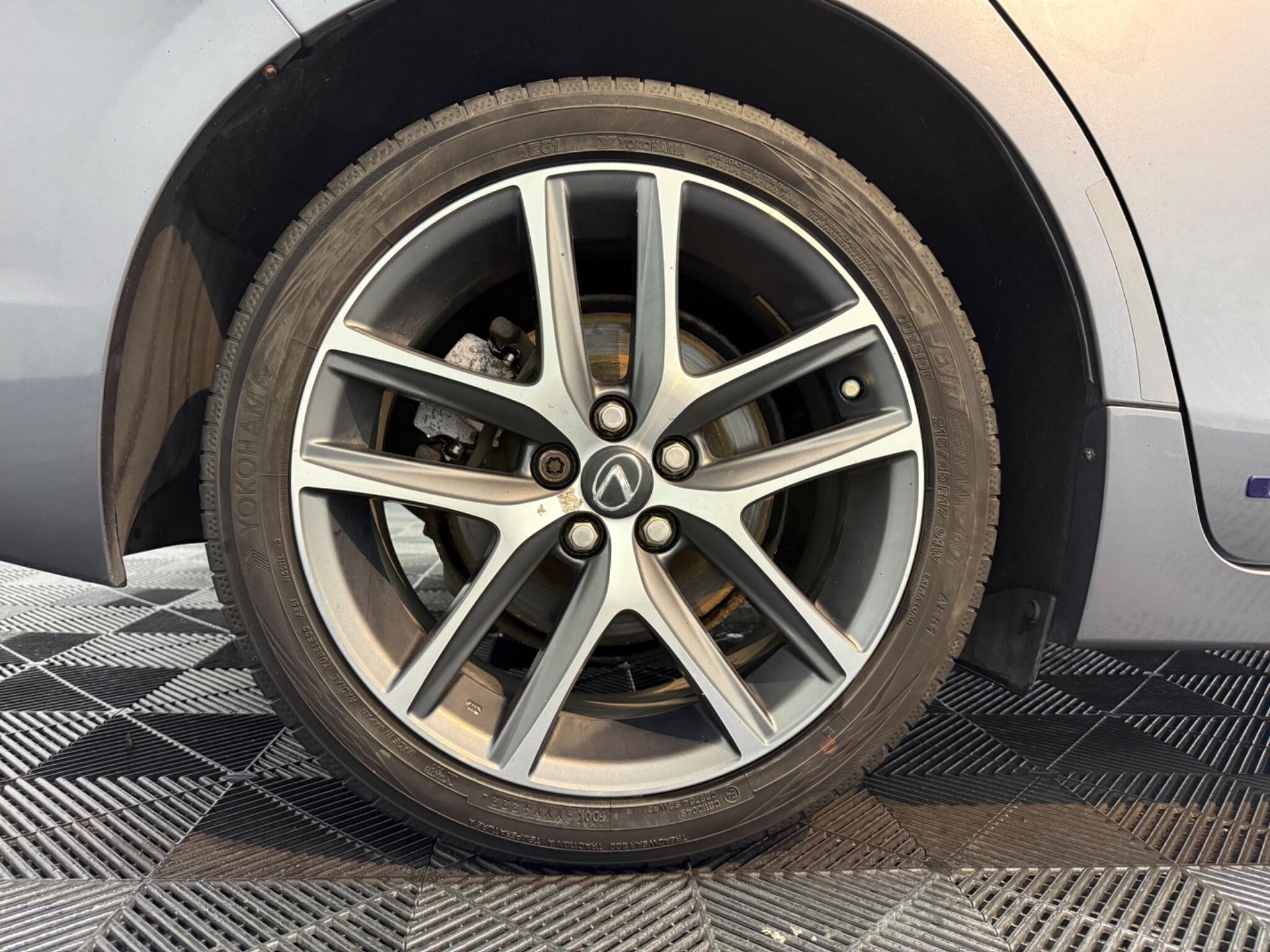 Lexus CT view 25