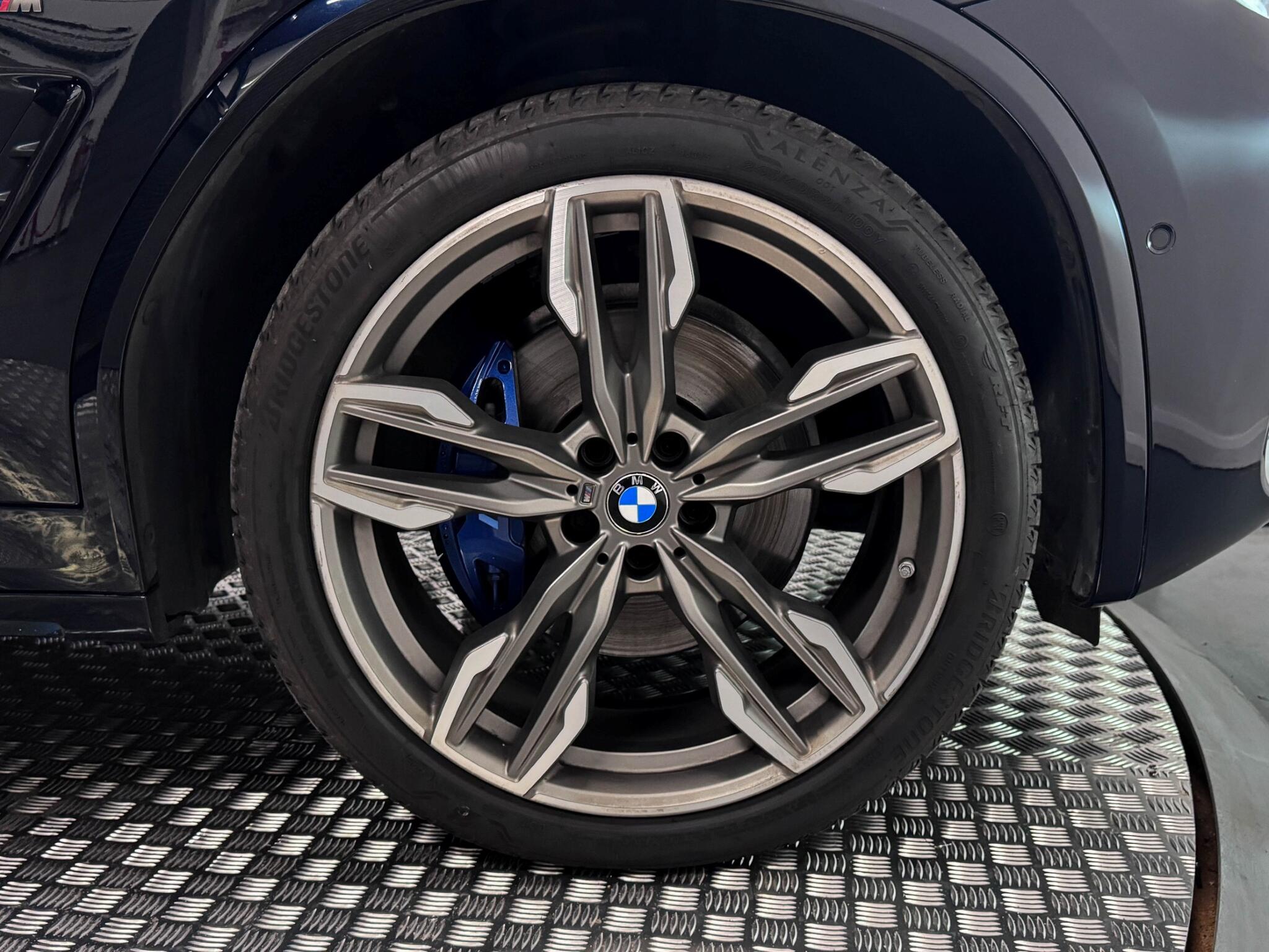 BMW X4 view 62