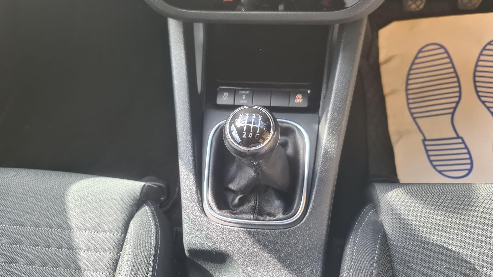 Volkswagen Scirocco view 18