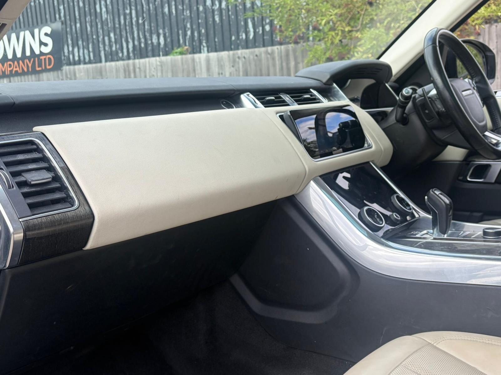 Land Rover Range Rover Sport view 20