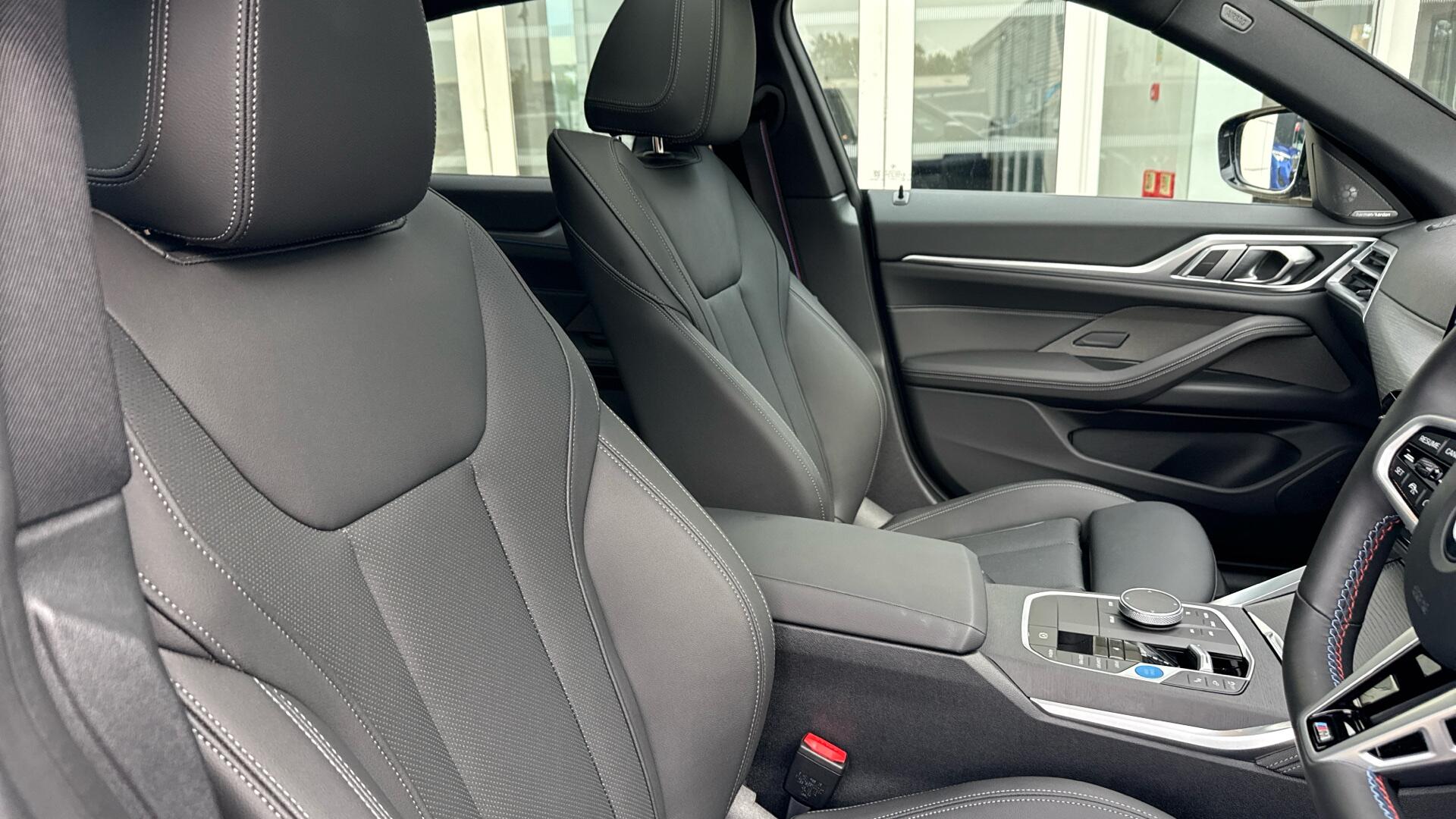 BMW i4 view 11
