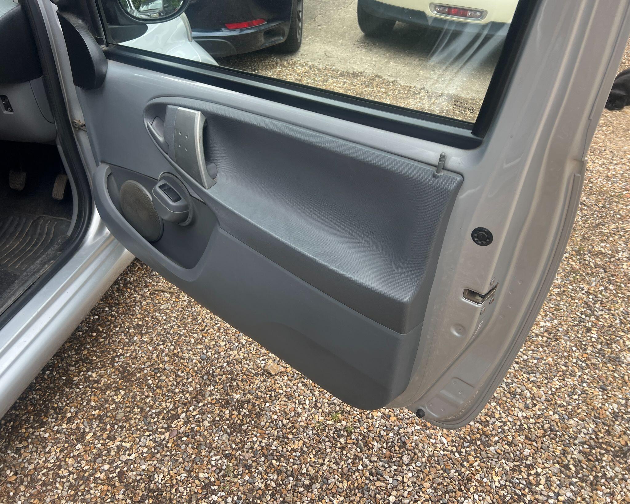 Toyota Aygo view 6