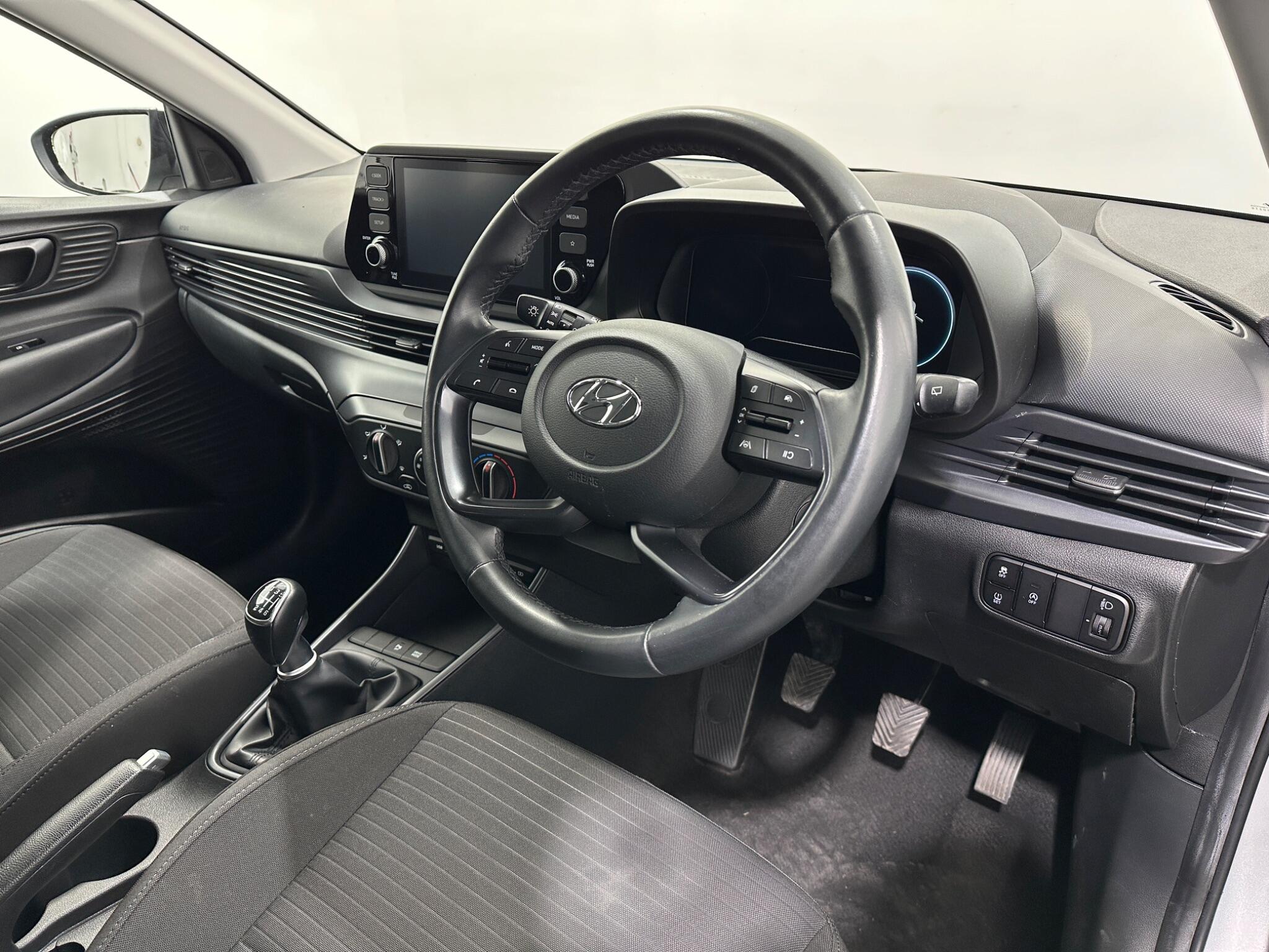 Hyundai i20 view 11