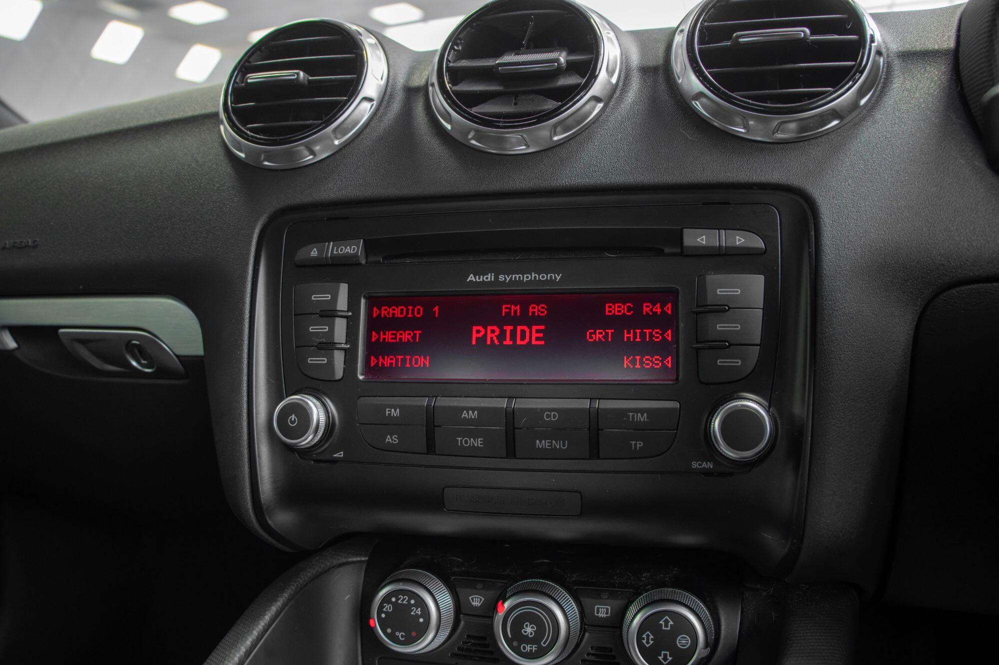 Audi TT view 49