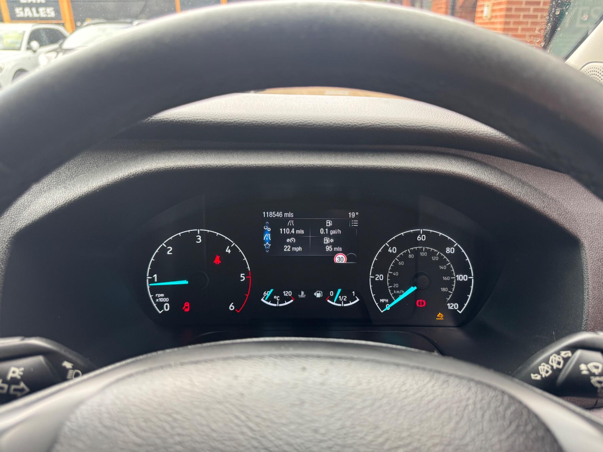 Ford Tourneo Custom view 26