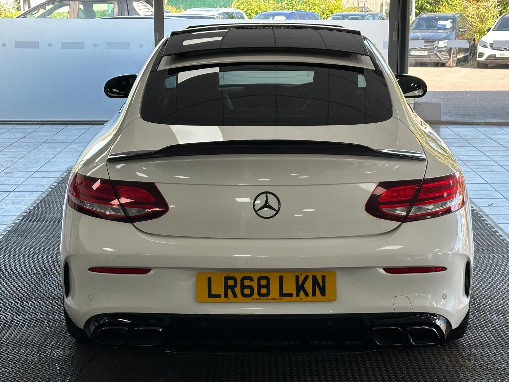 Mercedes-Benz C Class view 12
