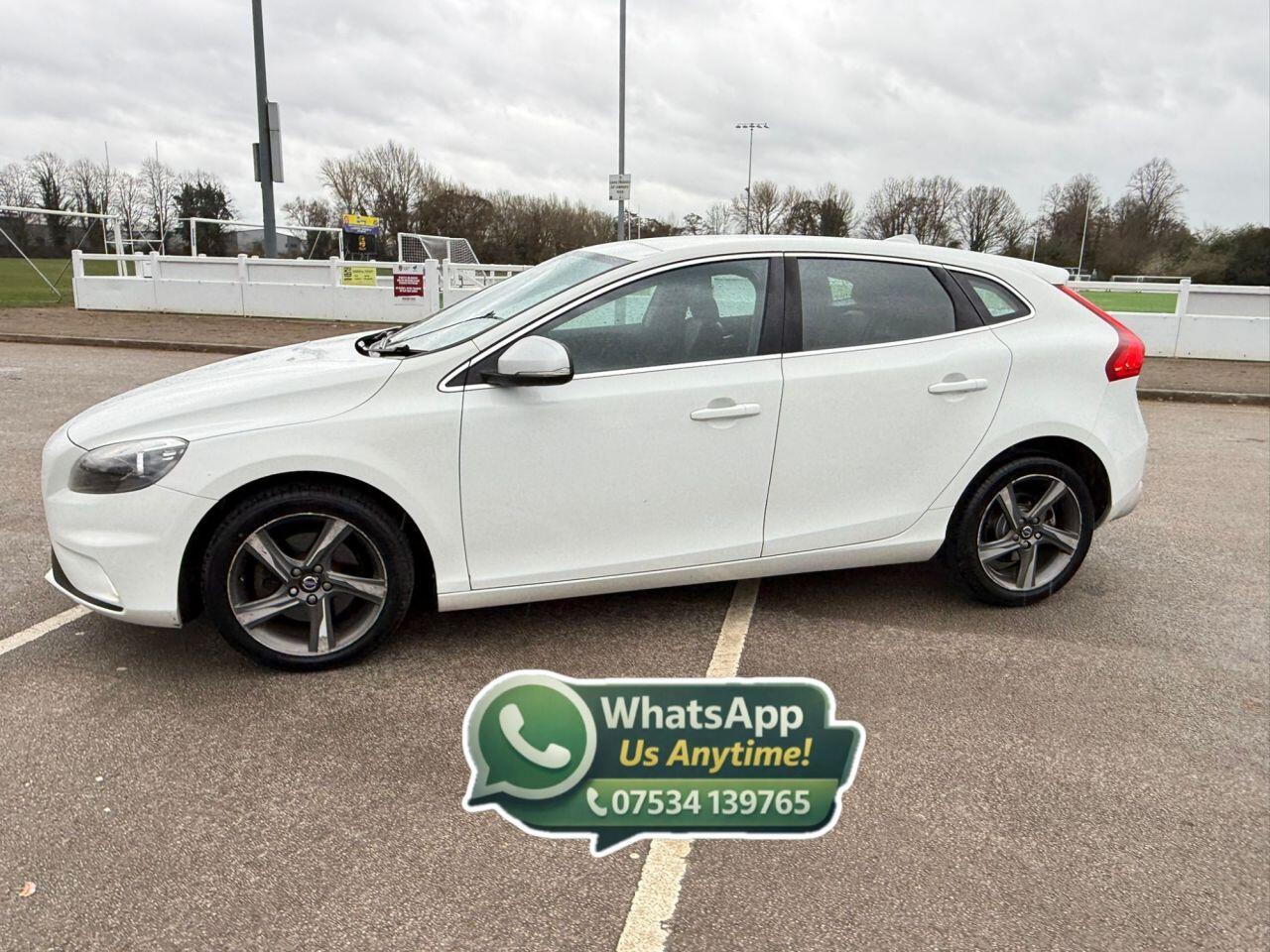 Volvo V40 view 5