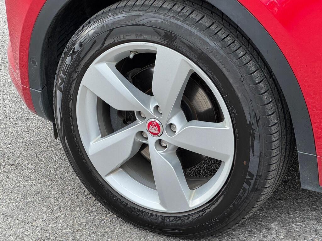 Jaguar E-Pace view 58