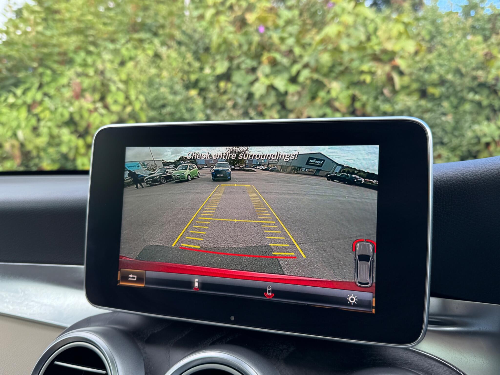 Mercedes-Benz GLC view 13