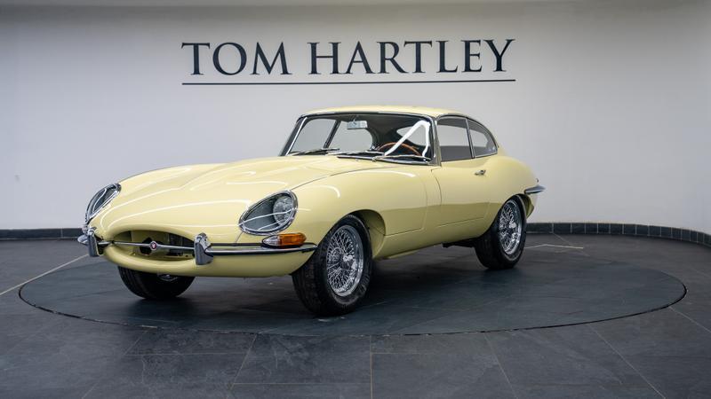Jaguar E-Type view 3