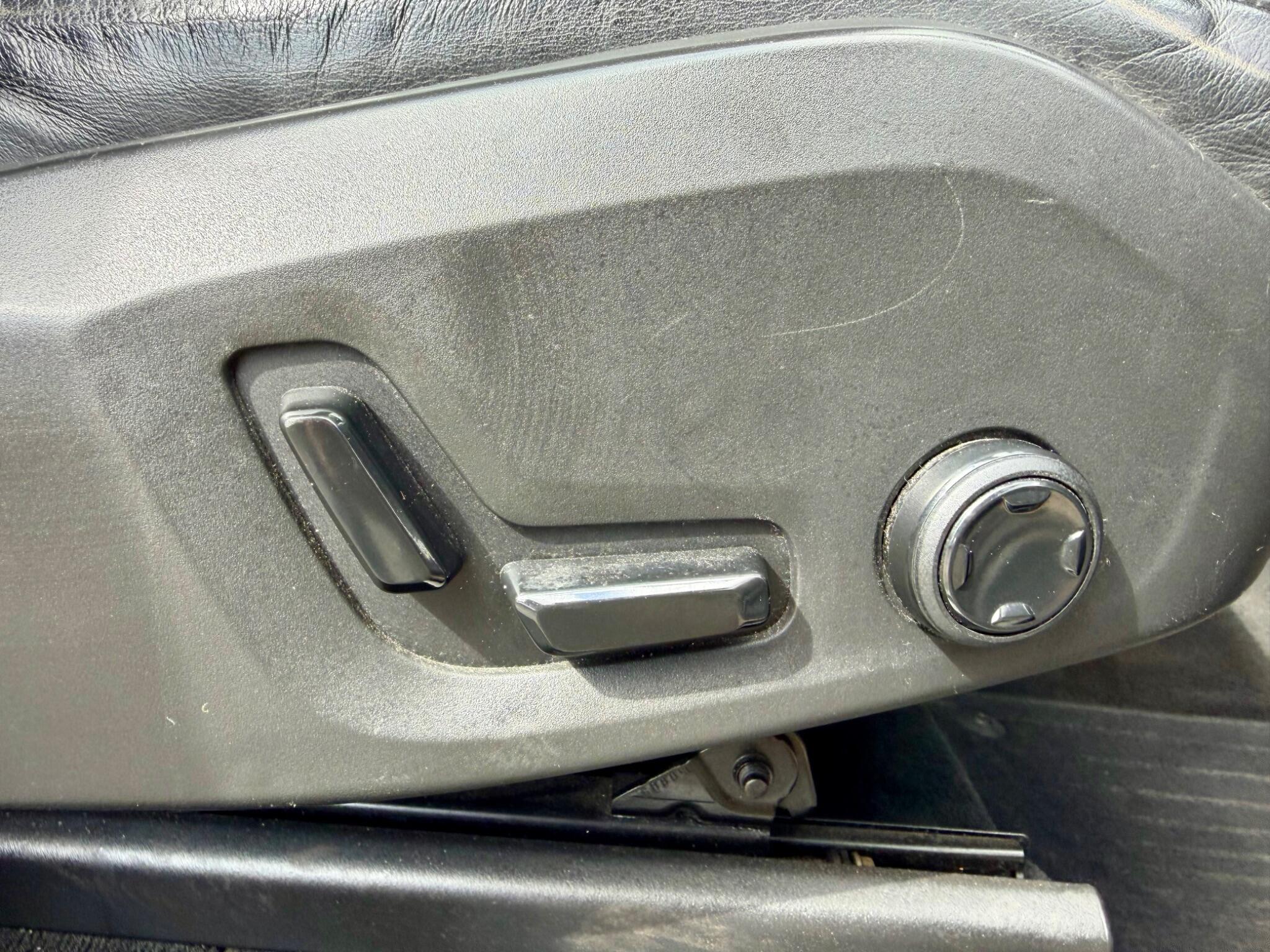 Volvo XC90 view 35