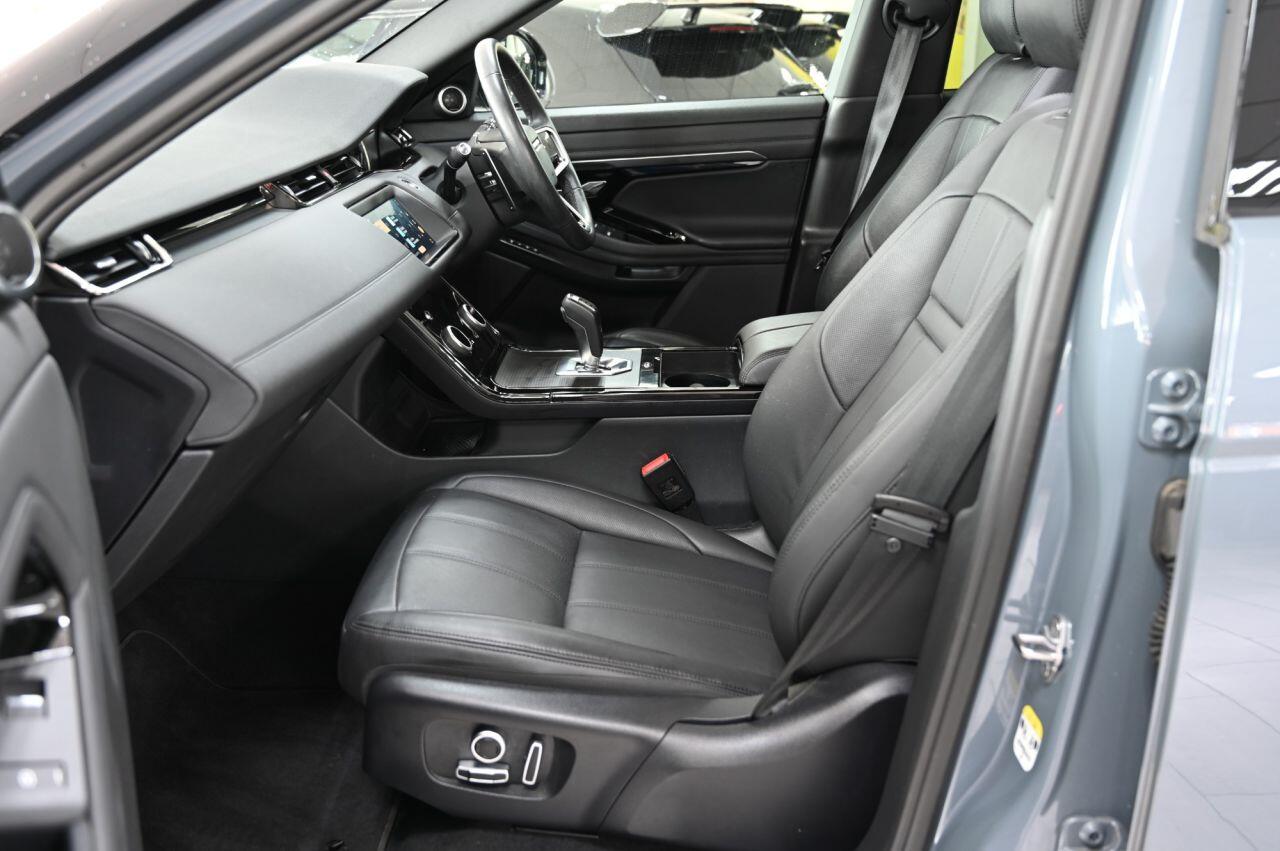 Land Rover Range Rover Evoque view 14