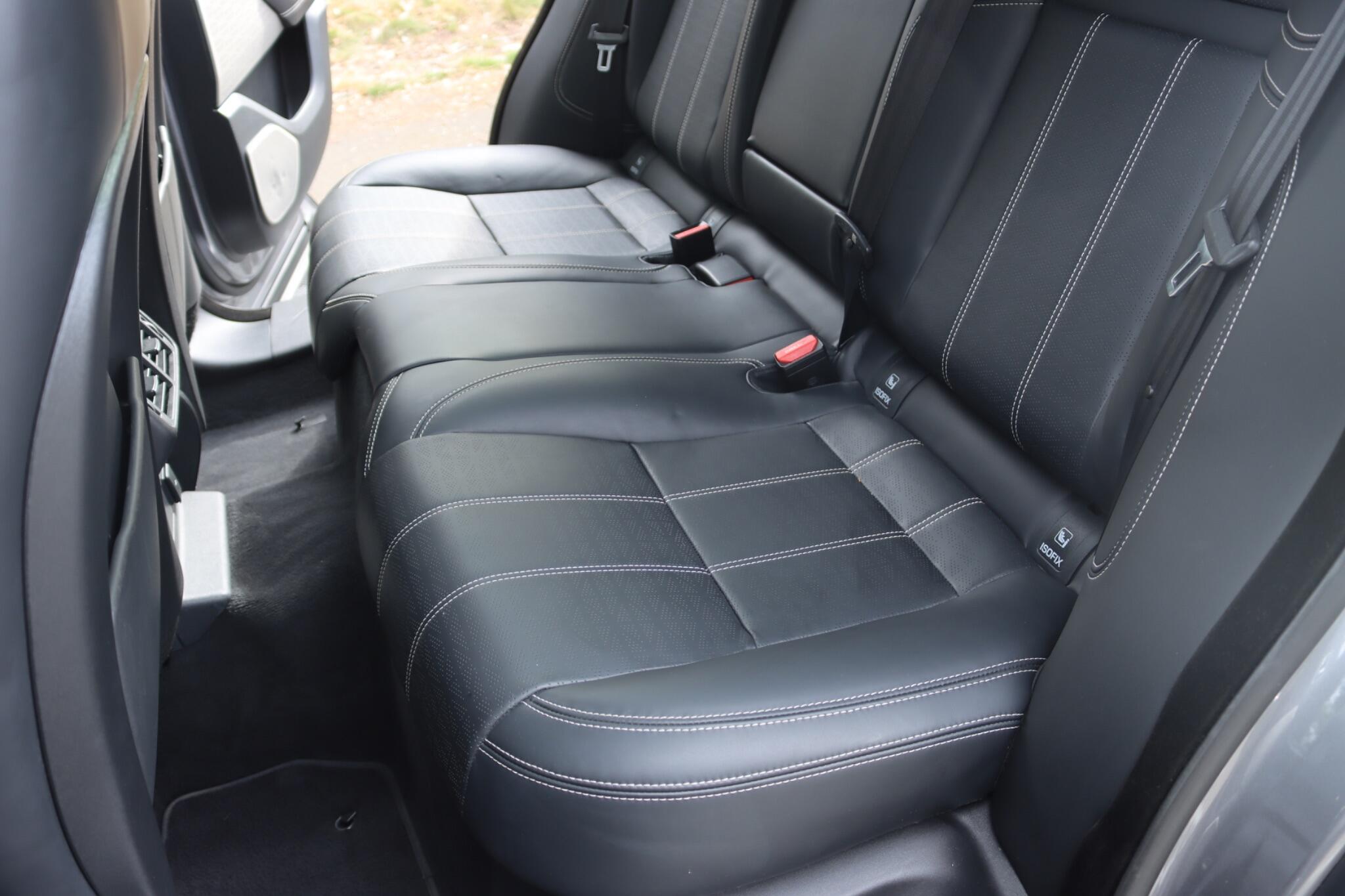 Land Rover Range Rover Velar view 5