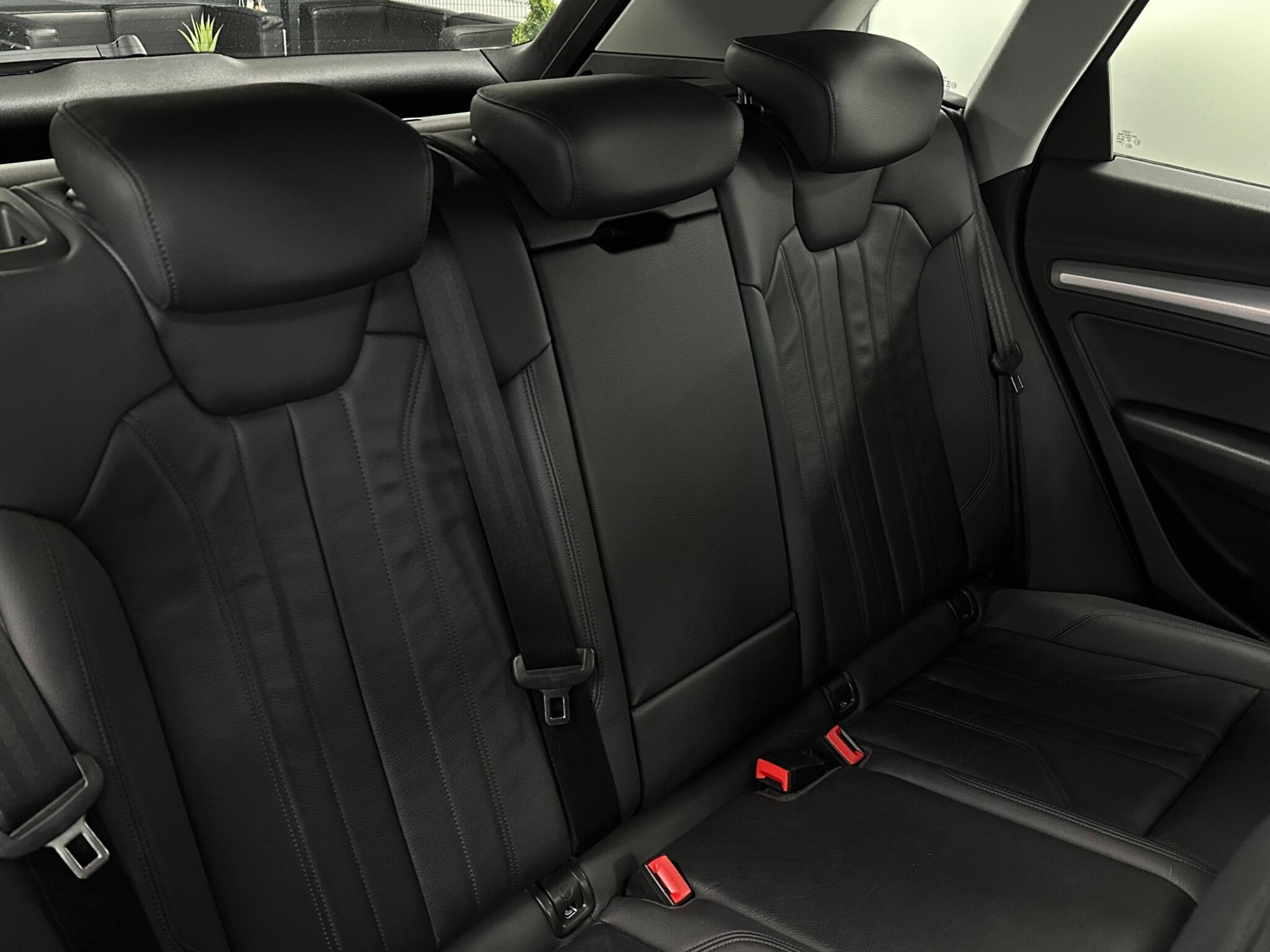 Audi Q5 view 27