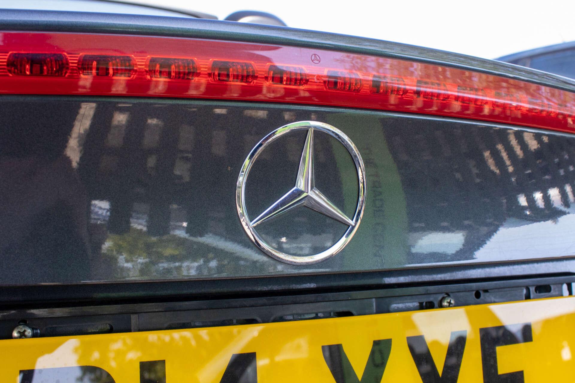 Mercedes-Benz SLK view 32