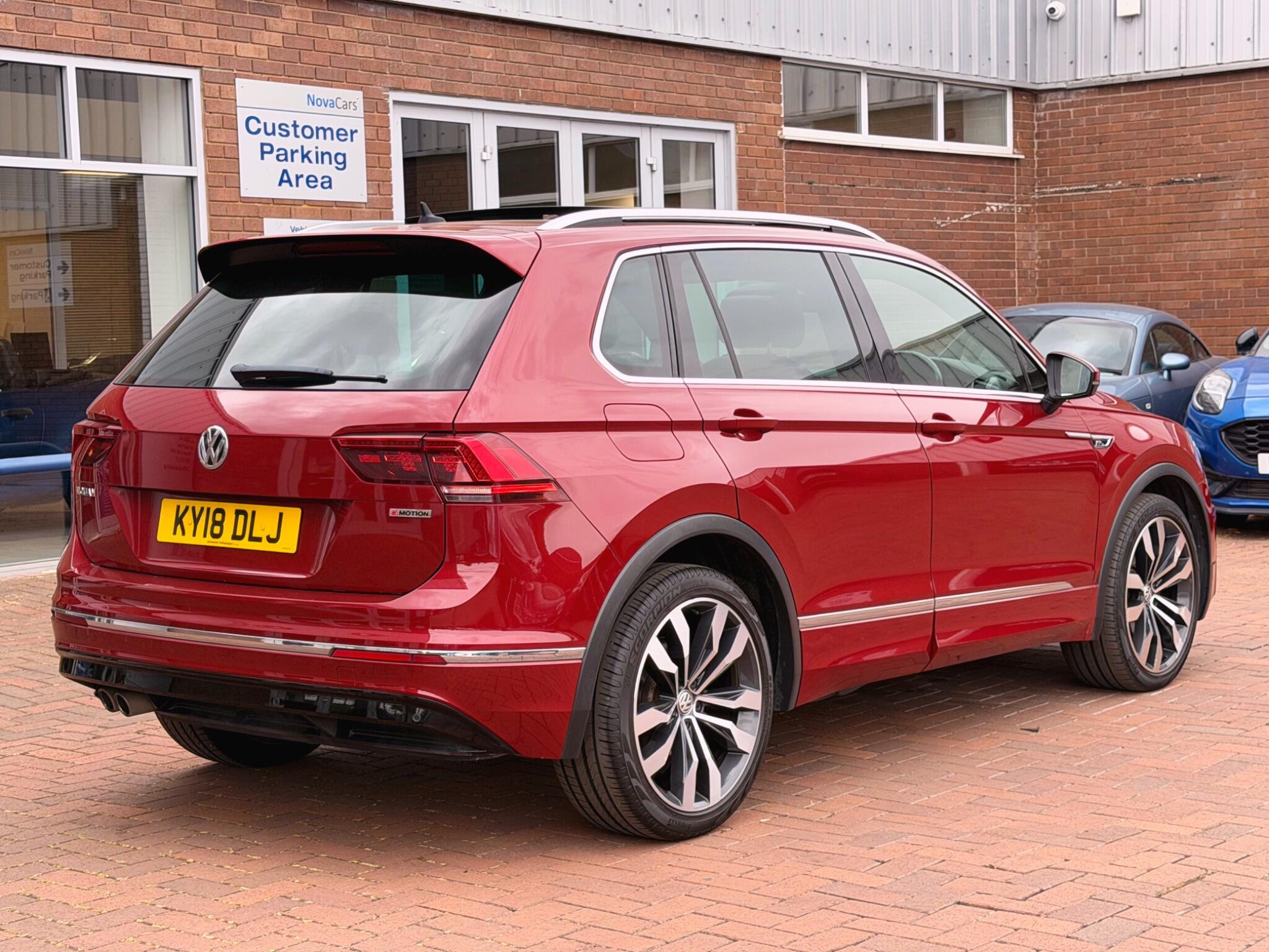 Volkswagen Tiguan view 20