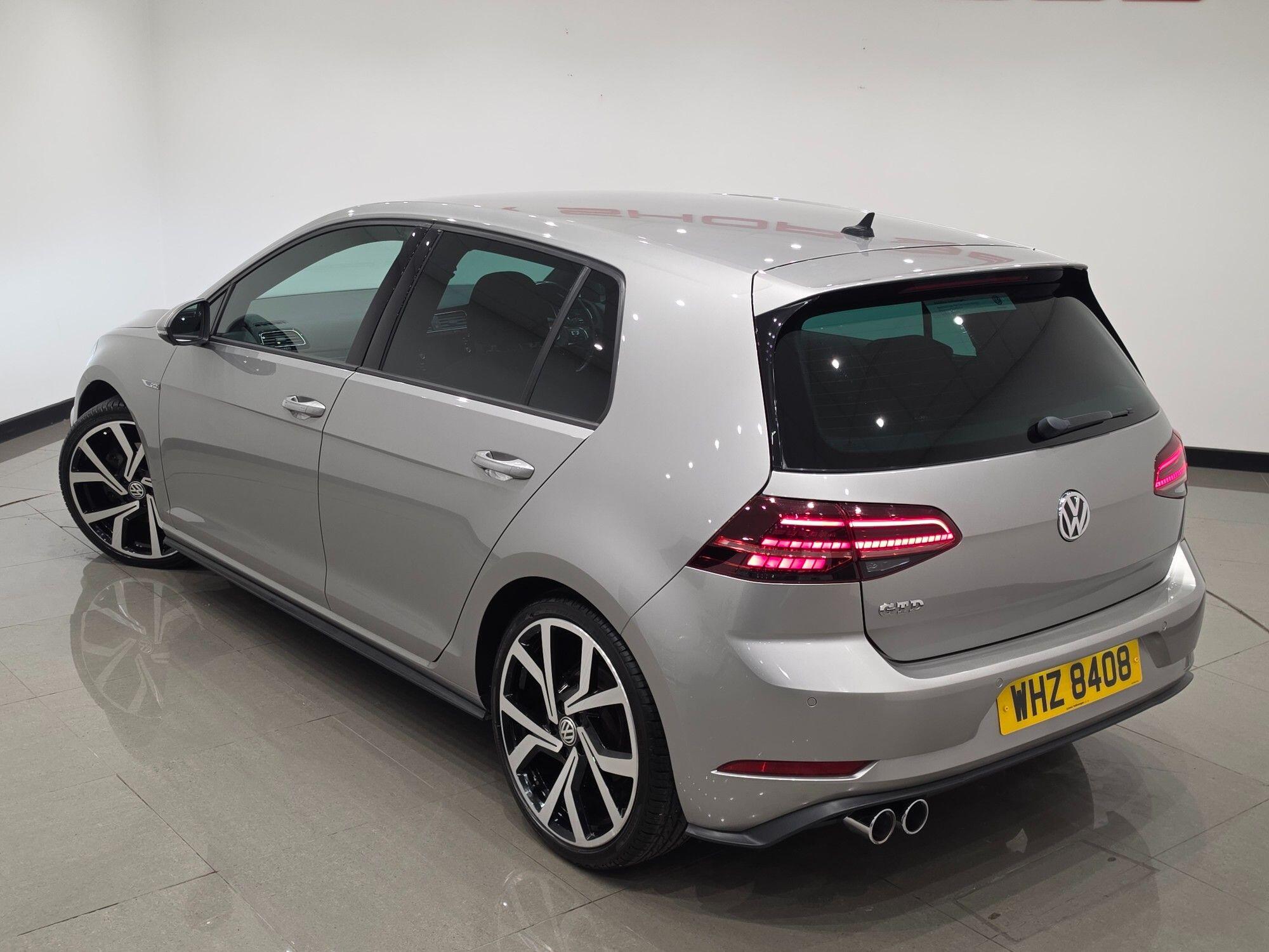 Volkswagen Golf view 10