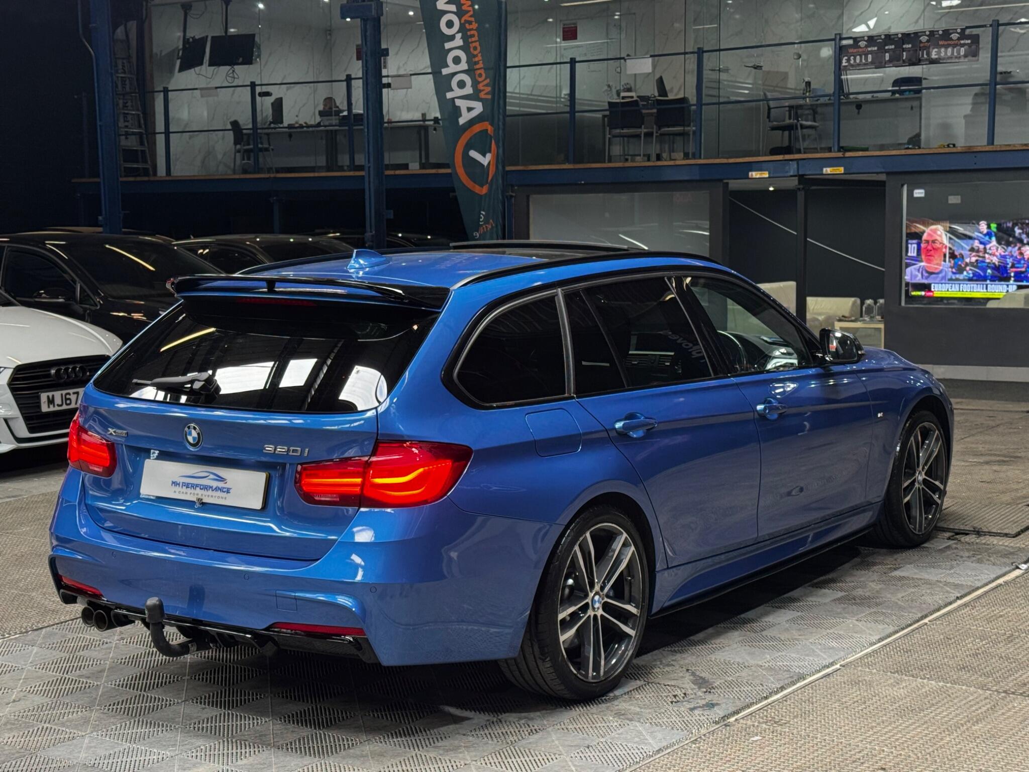 BMW 3 Series view 70