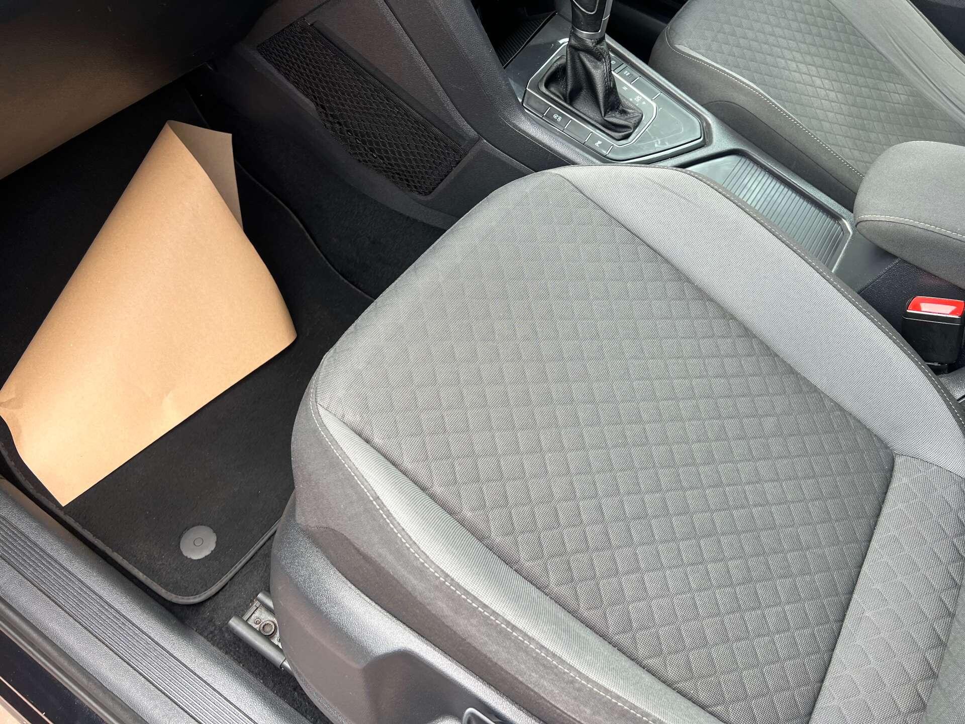 Volkswagen Tiguan view 39