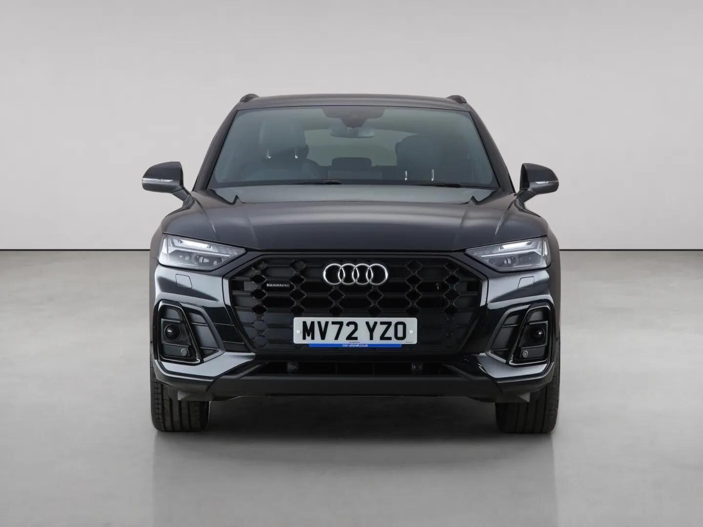 Audi Q5 view 5