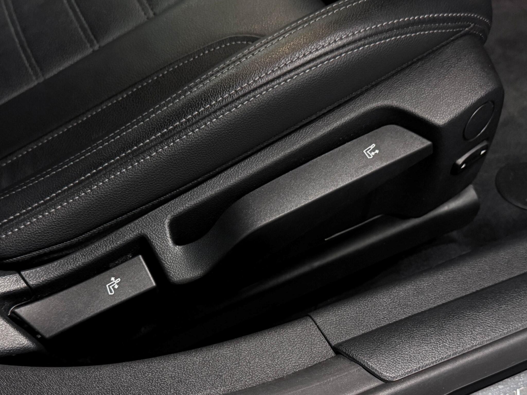 BMW 4 Series view 18
