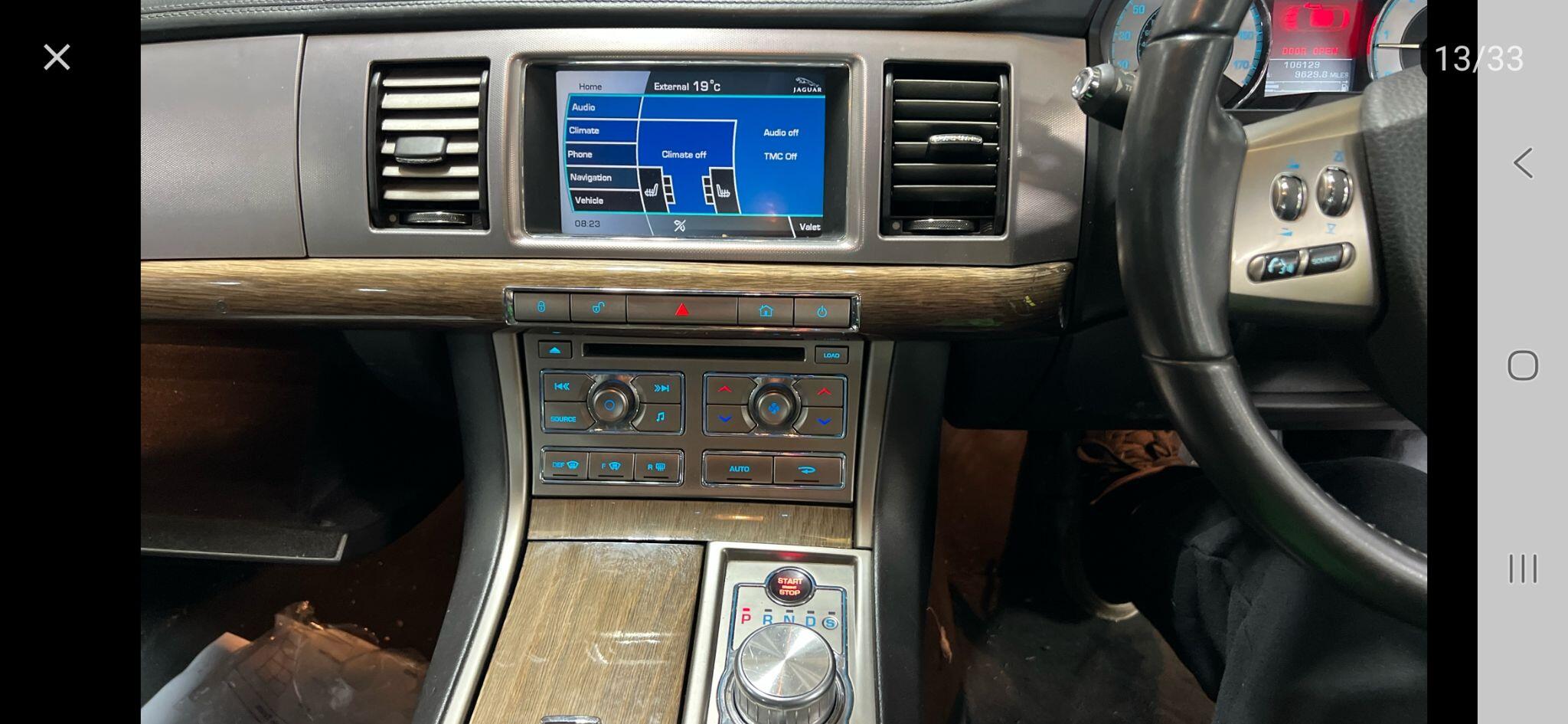 Jaguar XF view 10